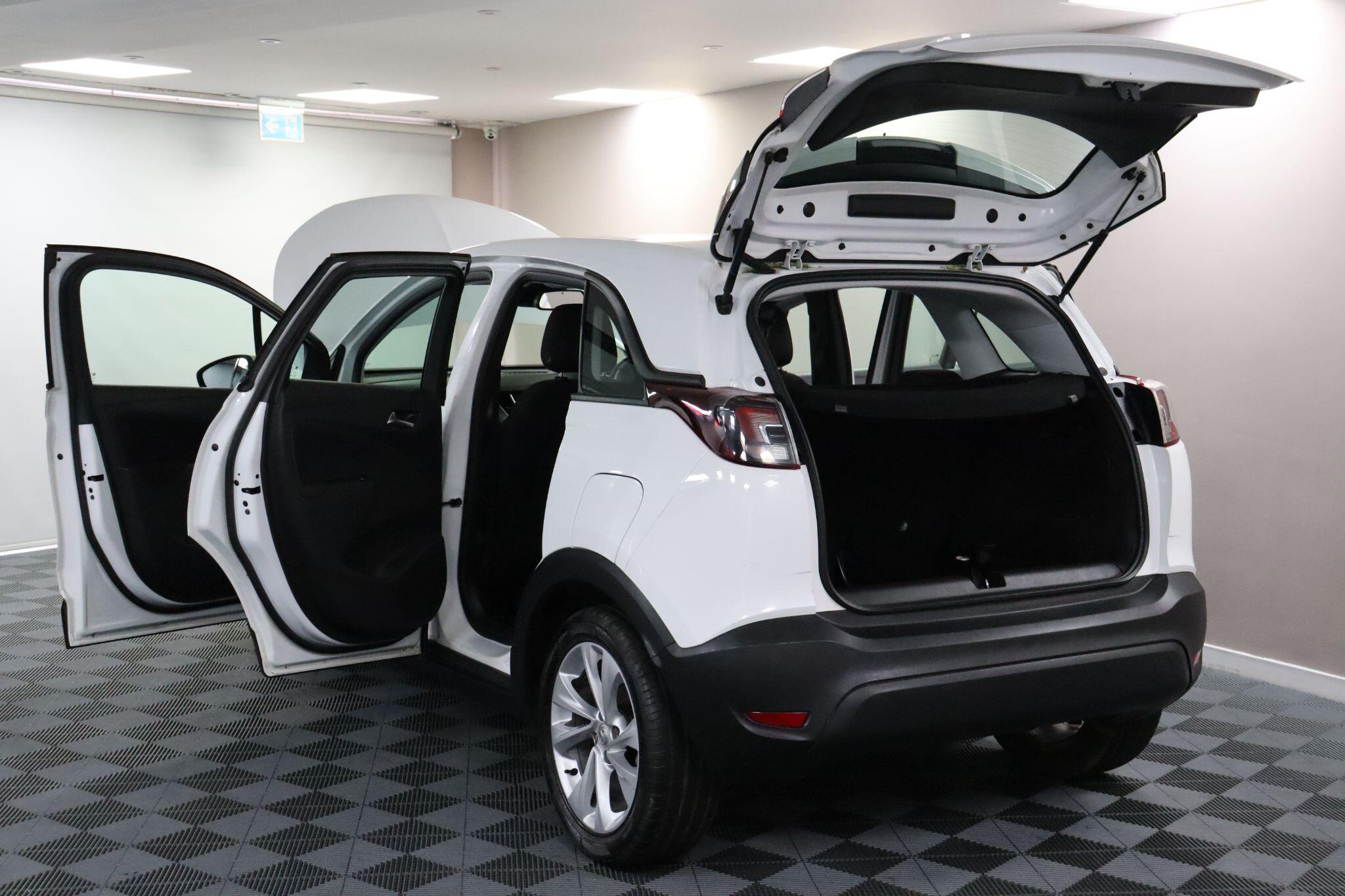 Vauxhall Crossland X view 27