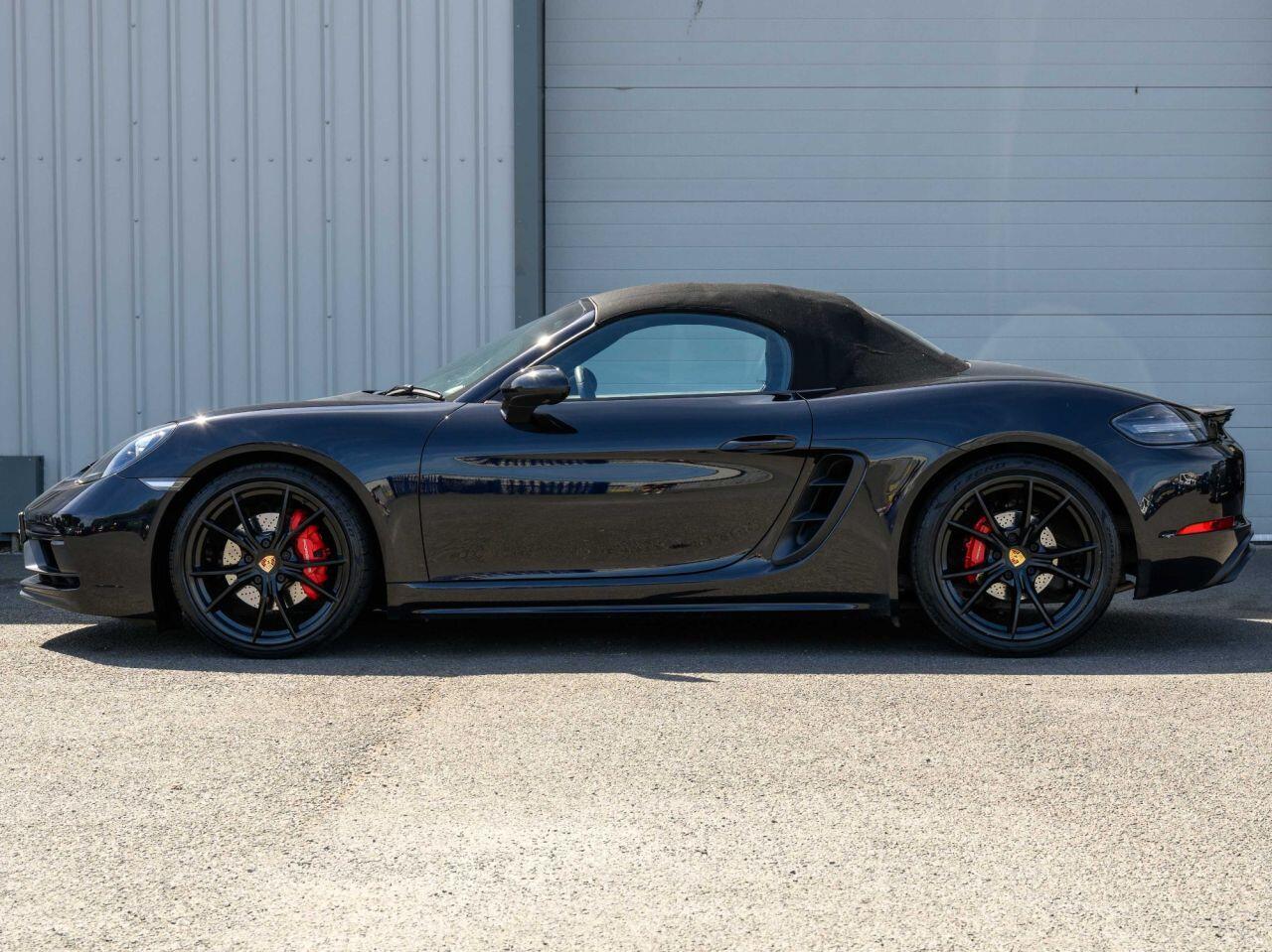 Porsche Boxster view 8