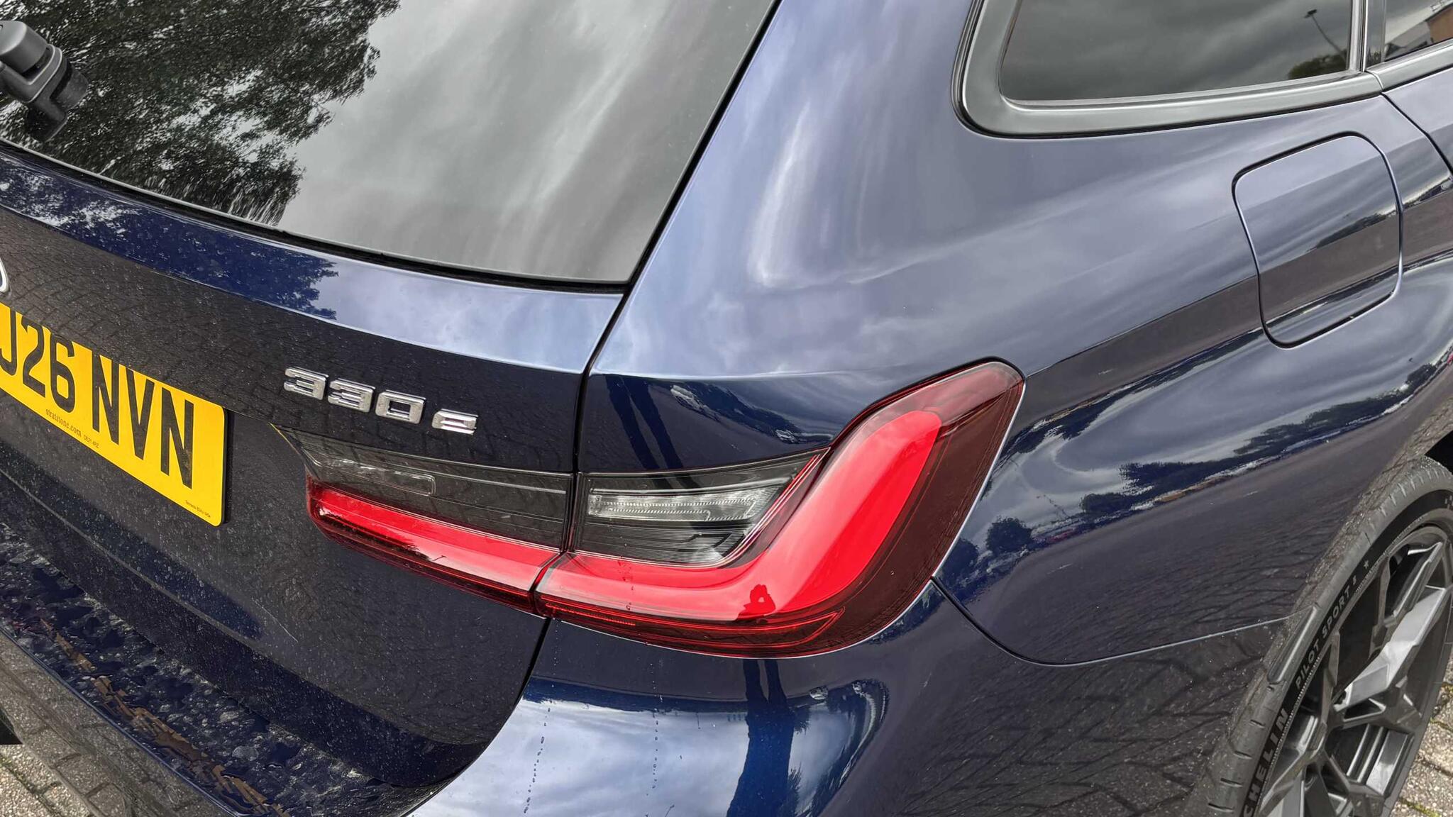 BMW 3 Series view 36