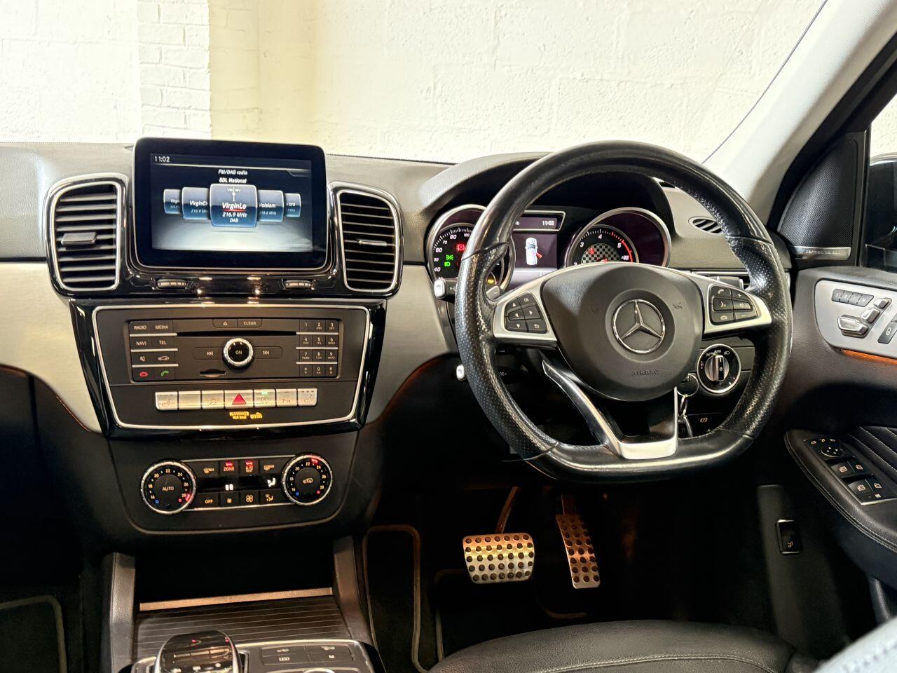 Mercedes-Benz Gle view 33