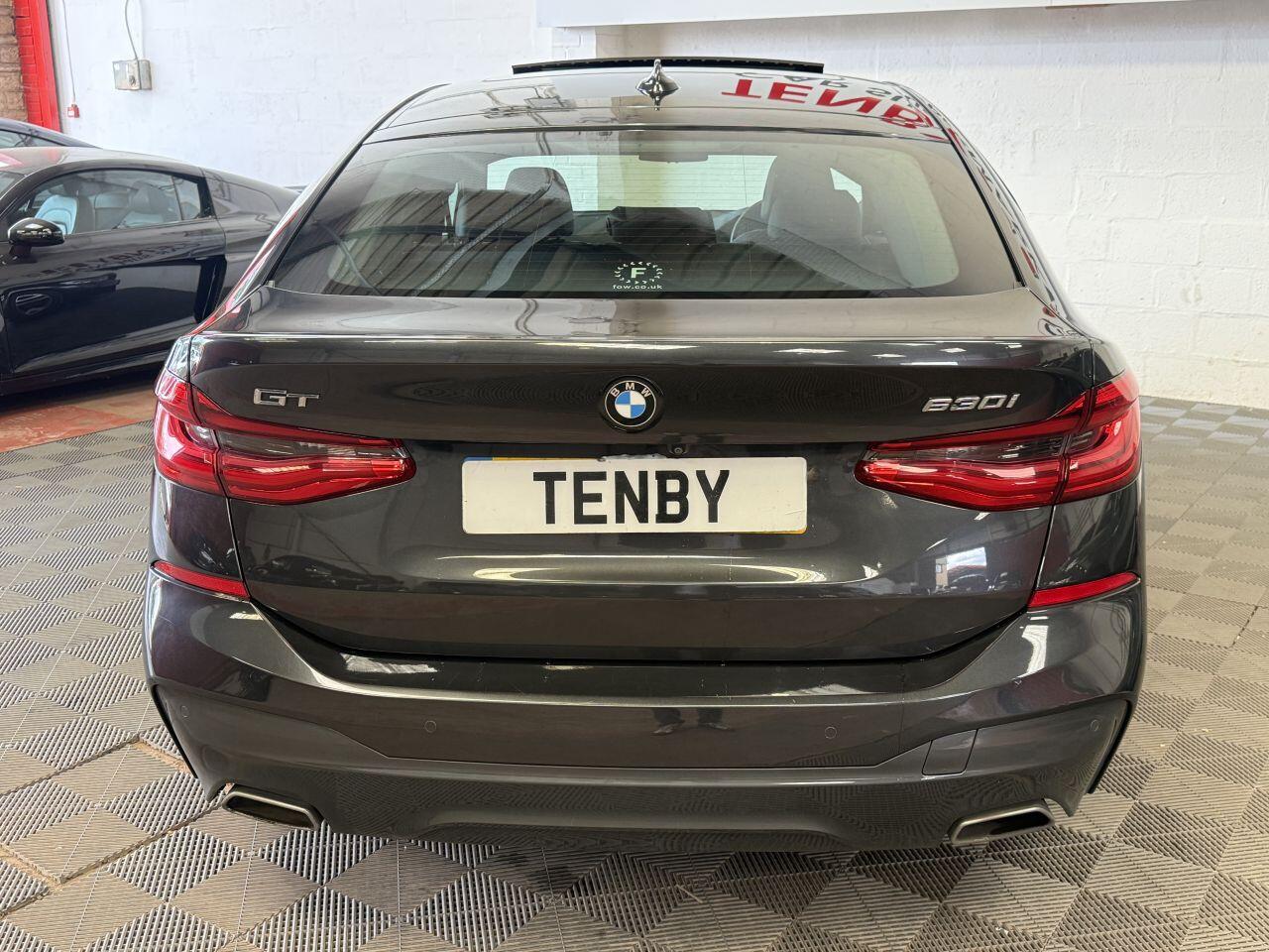 BMW 6 Series Gran Turismo view 8