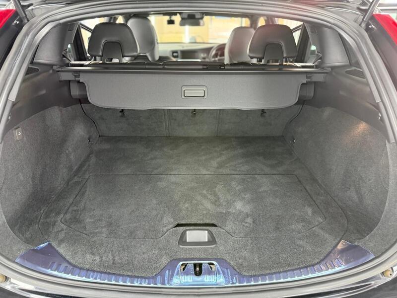 2014 Volvo V60 SOLD 3.0 T6 R-Design Lux Nav Estate 5dr Petrol Geartronic AWD Euro 5 (304 ps) • 15,000 miles image 30