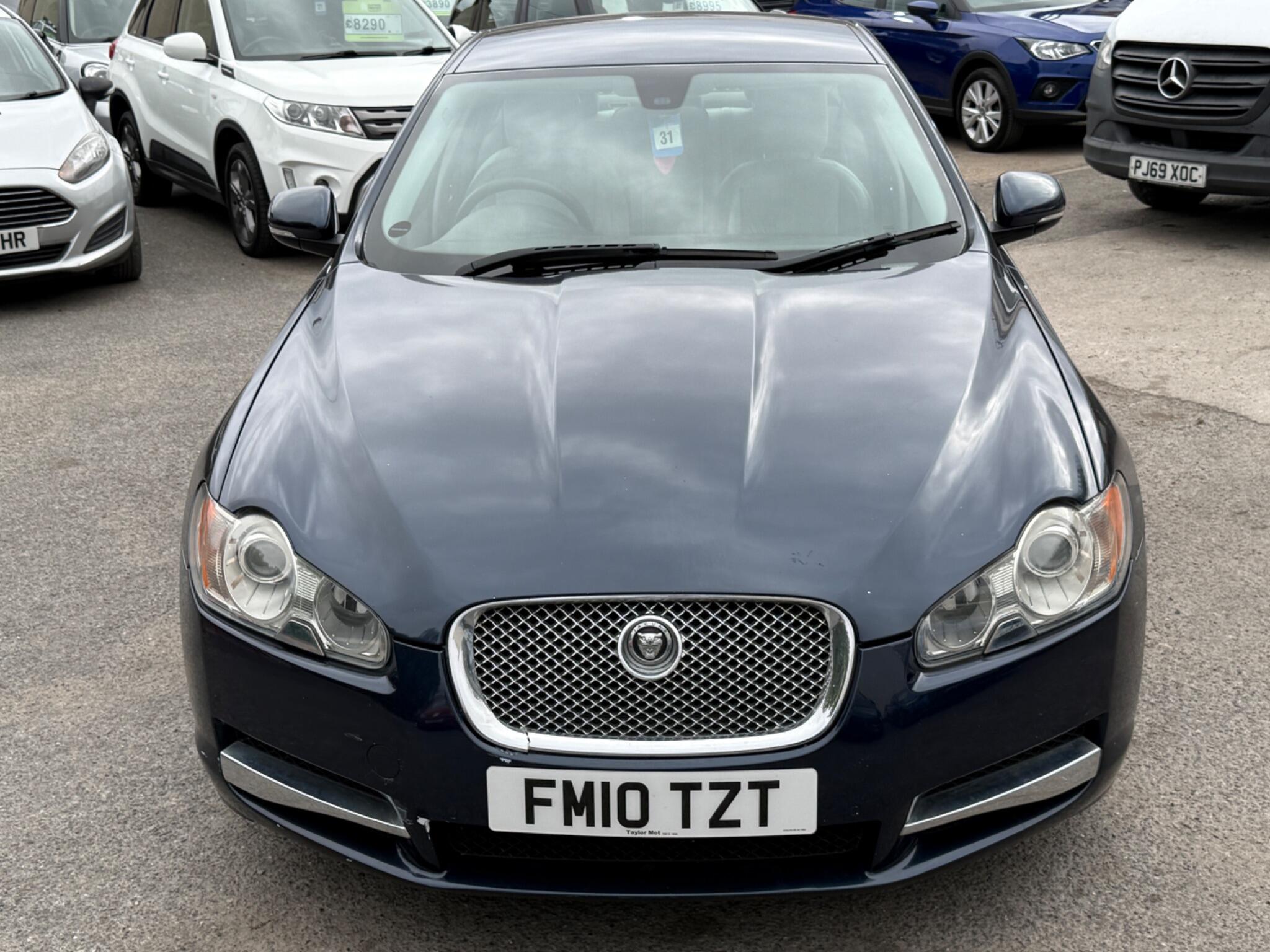 Jaguar XF - Image 7