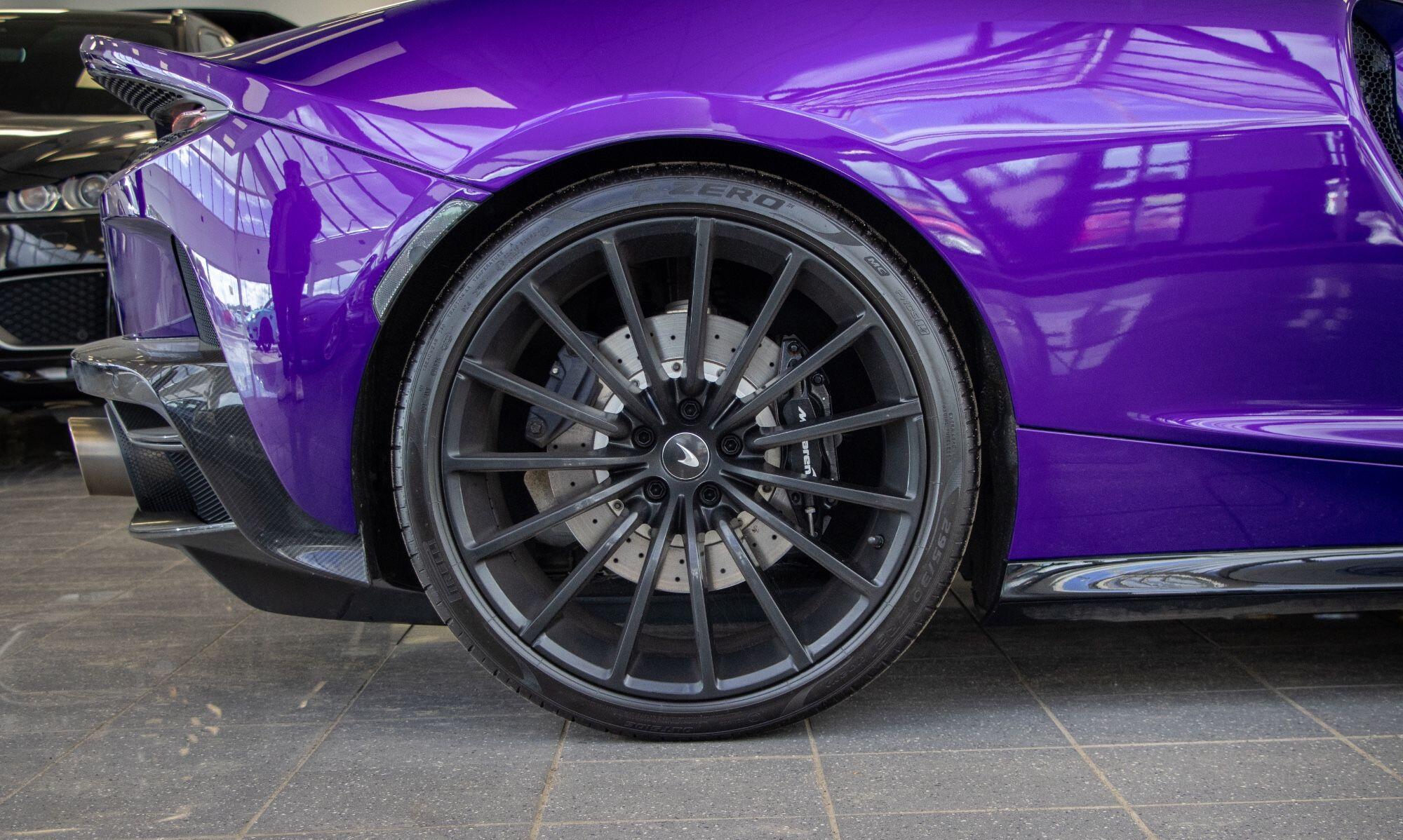 Mclaren GT view 26