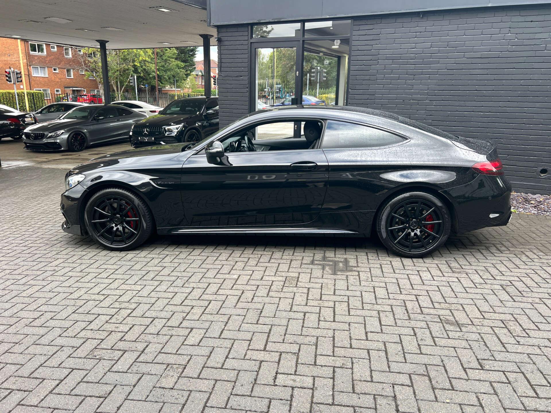 Mercedes-Benz C Class view 8