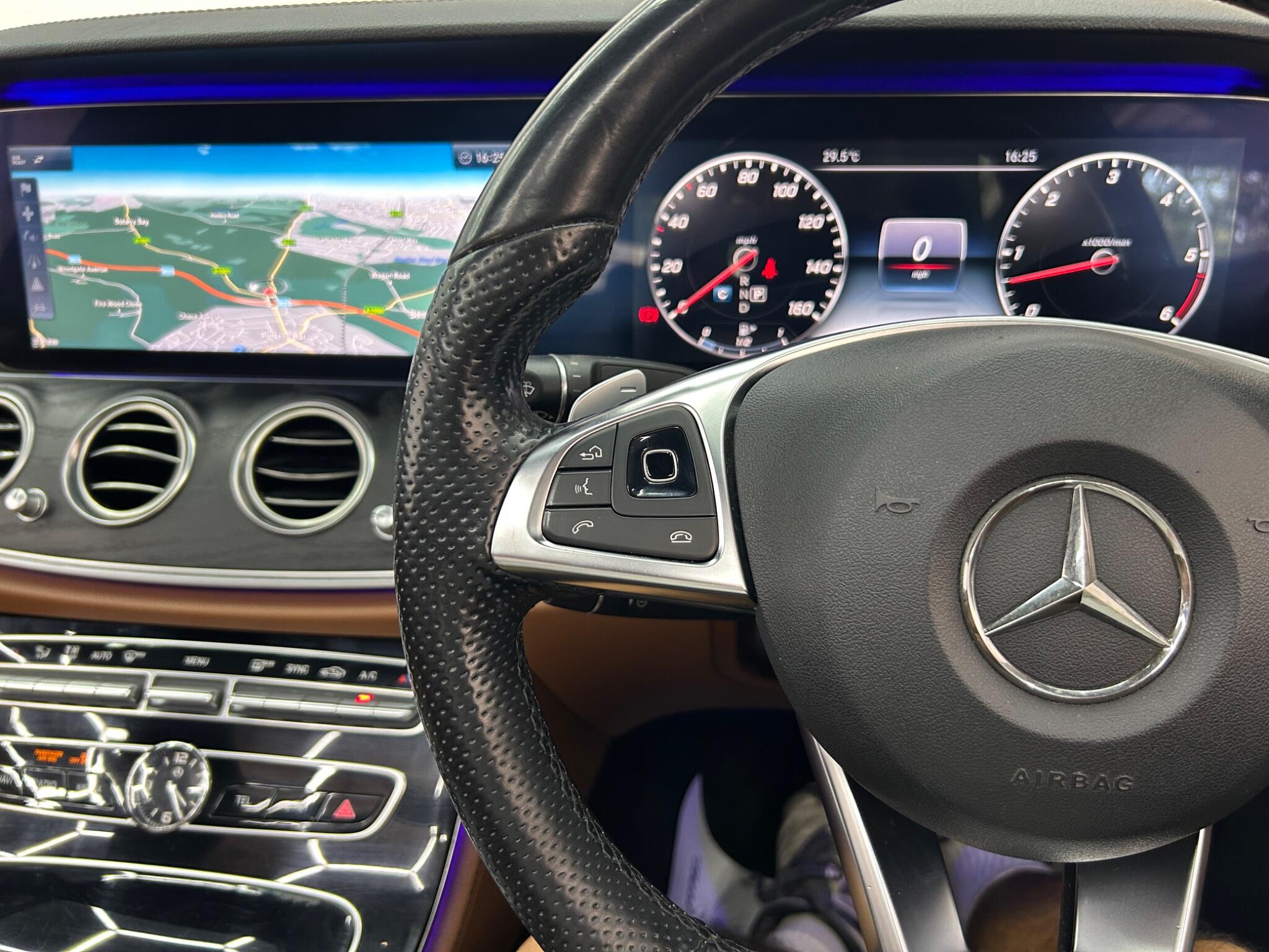 Mercedes-Benz E Class view 48