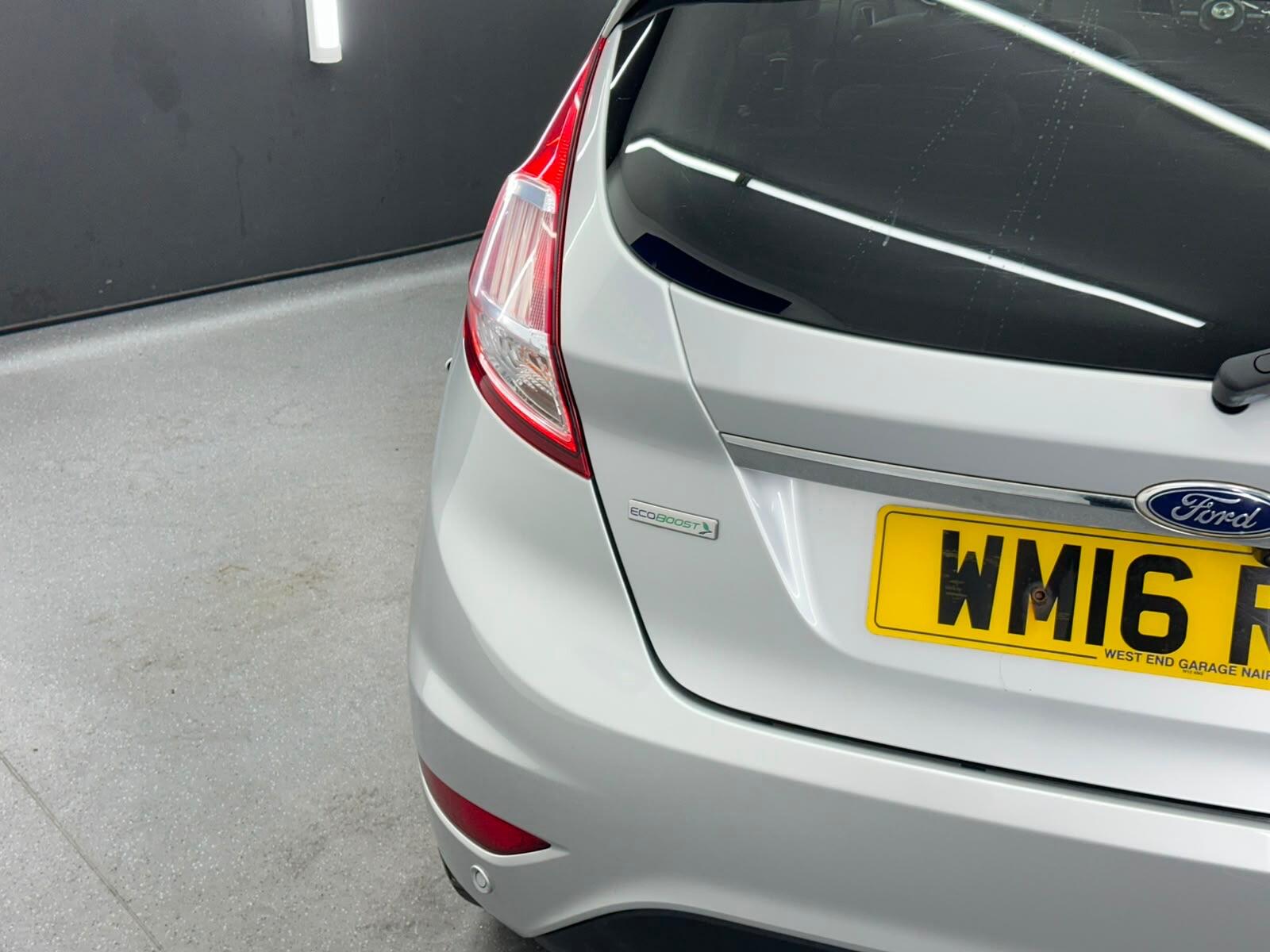 Ford Fiesta view 12