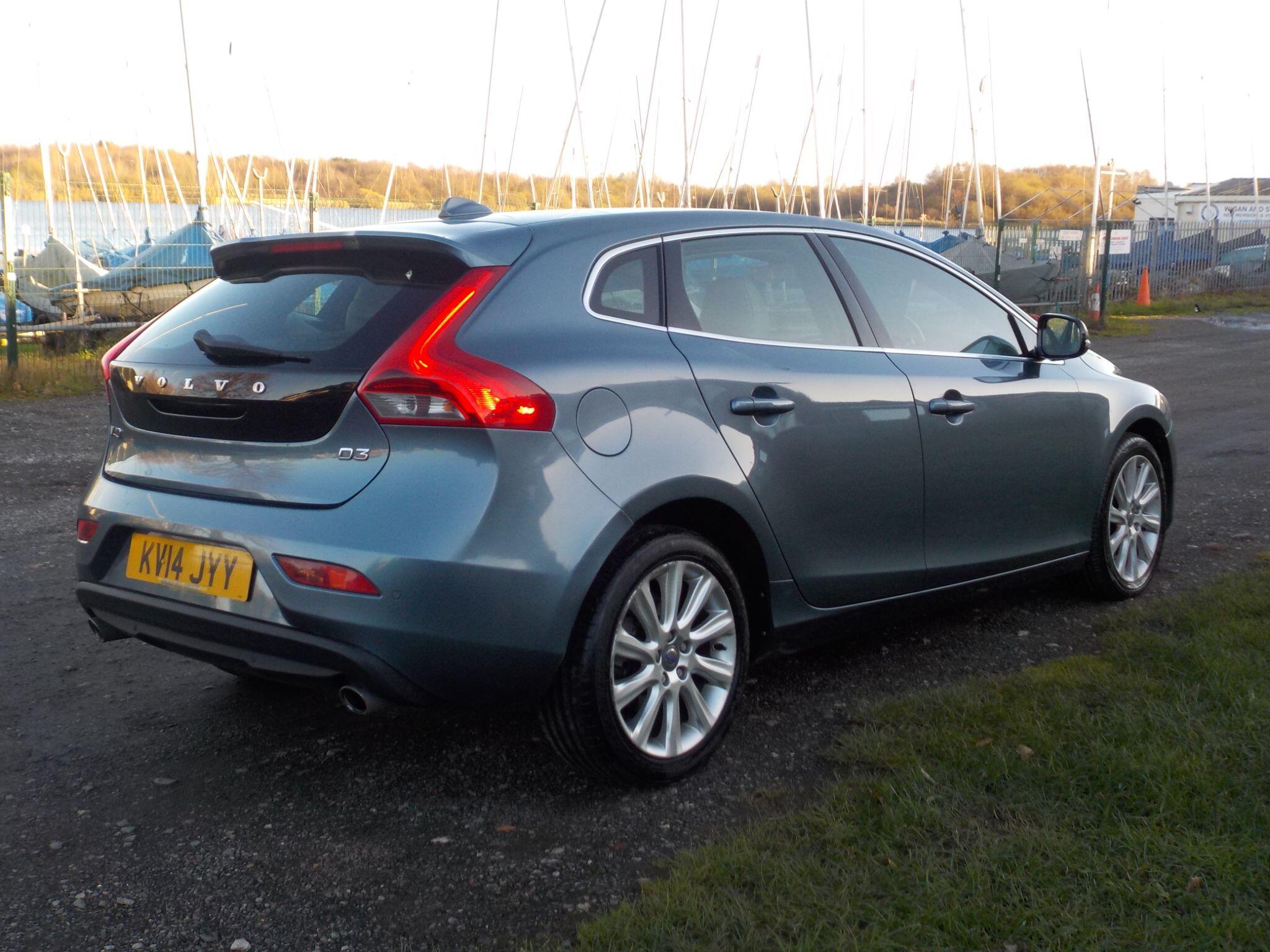 Volvo V40 2.0 D3 SE Lux Nav Geartronic Euro 5 (s/s) 5dr