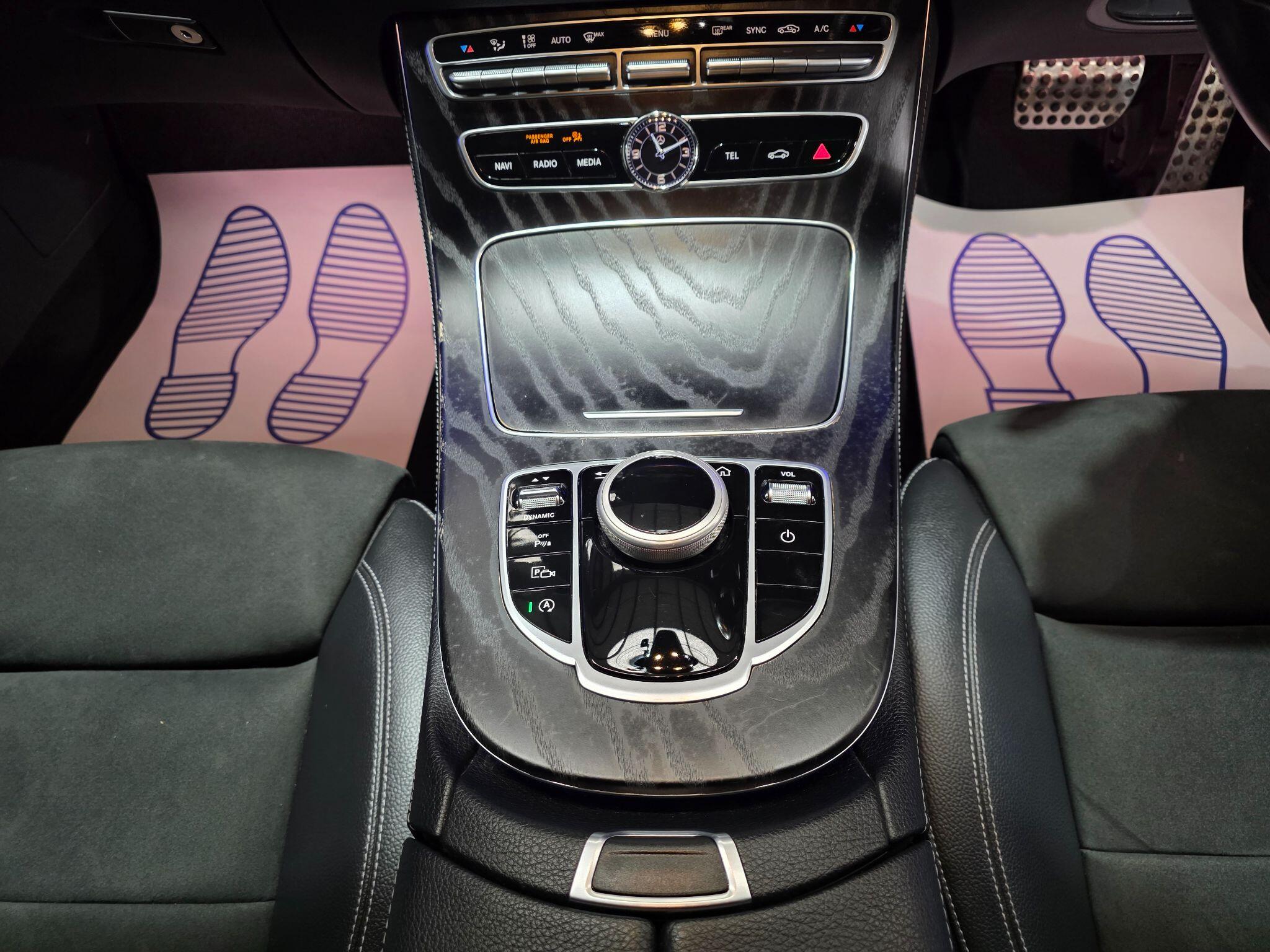 Mercedes-Benz E-Class view 10