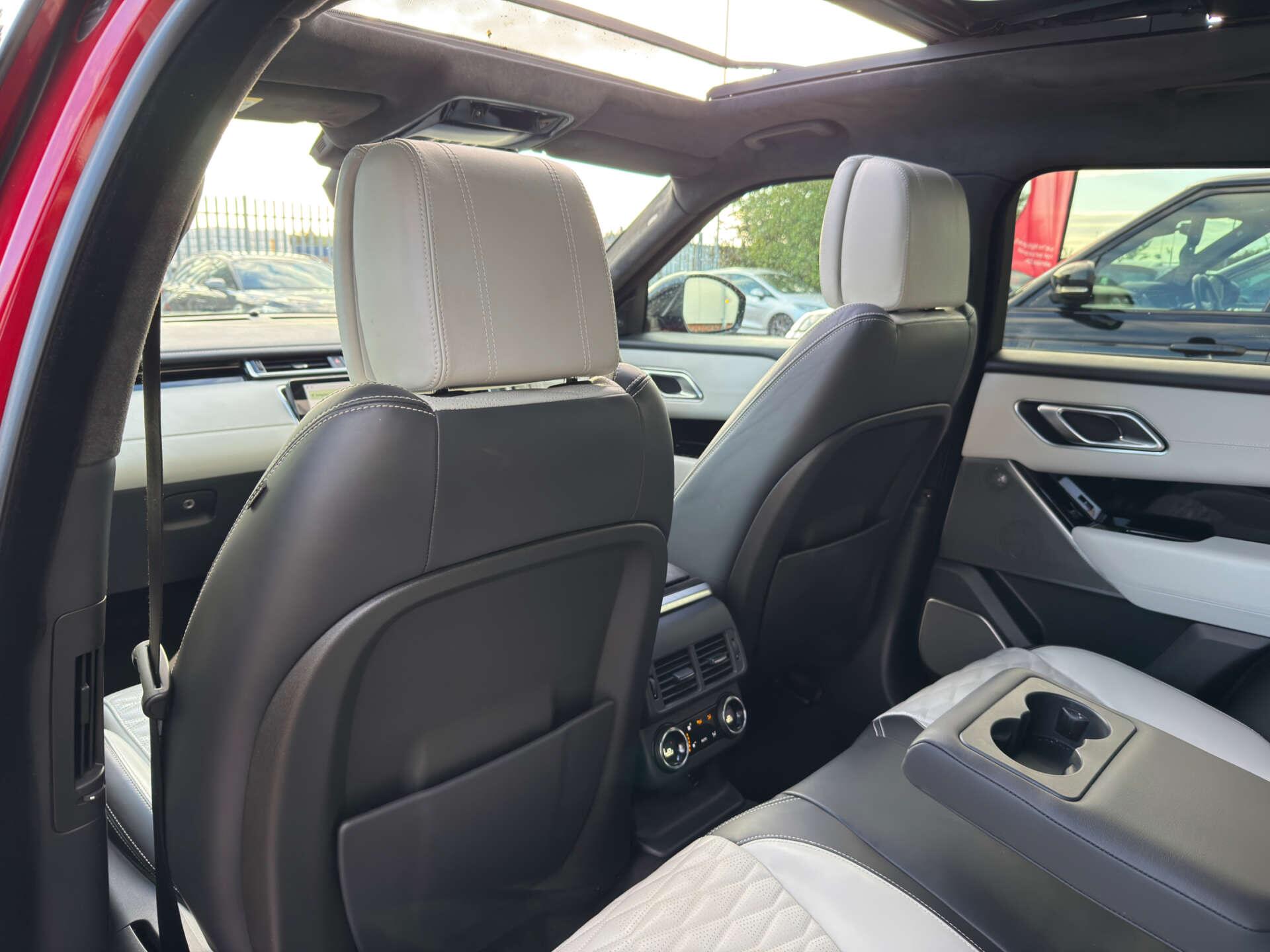 Land Rover Range Rover Velar view 35