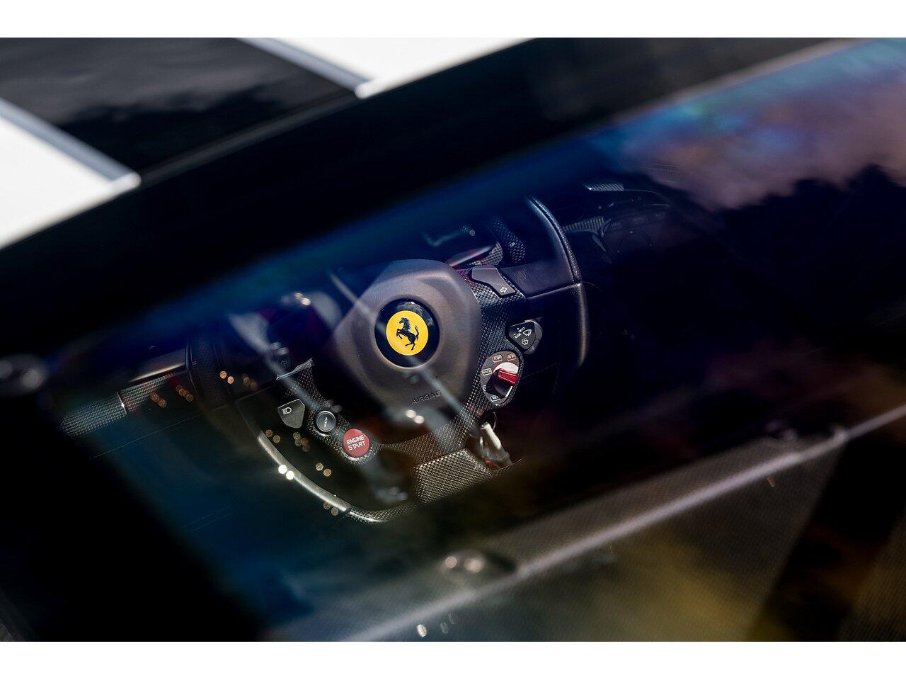 Ferrari 458 view 13