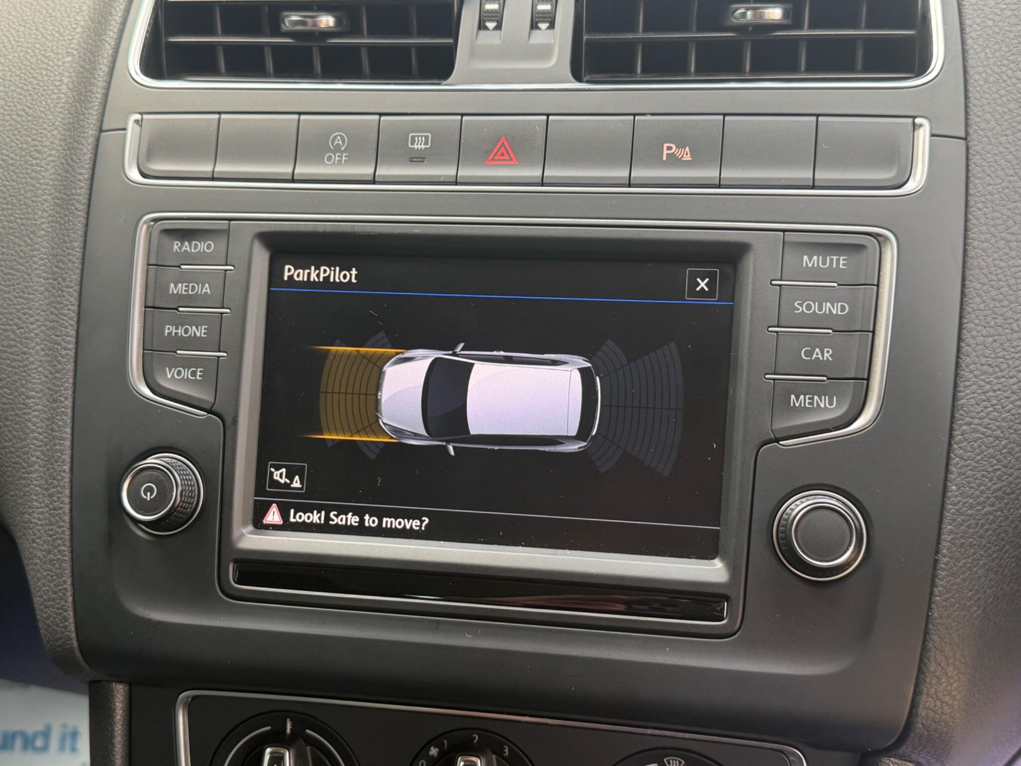 Volkswagen Polo view 29