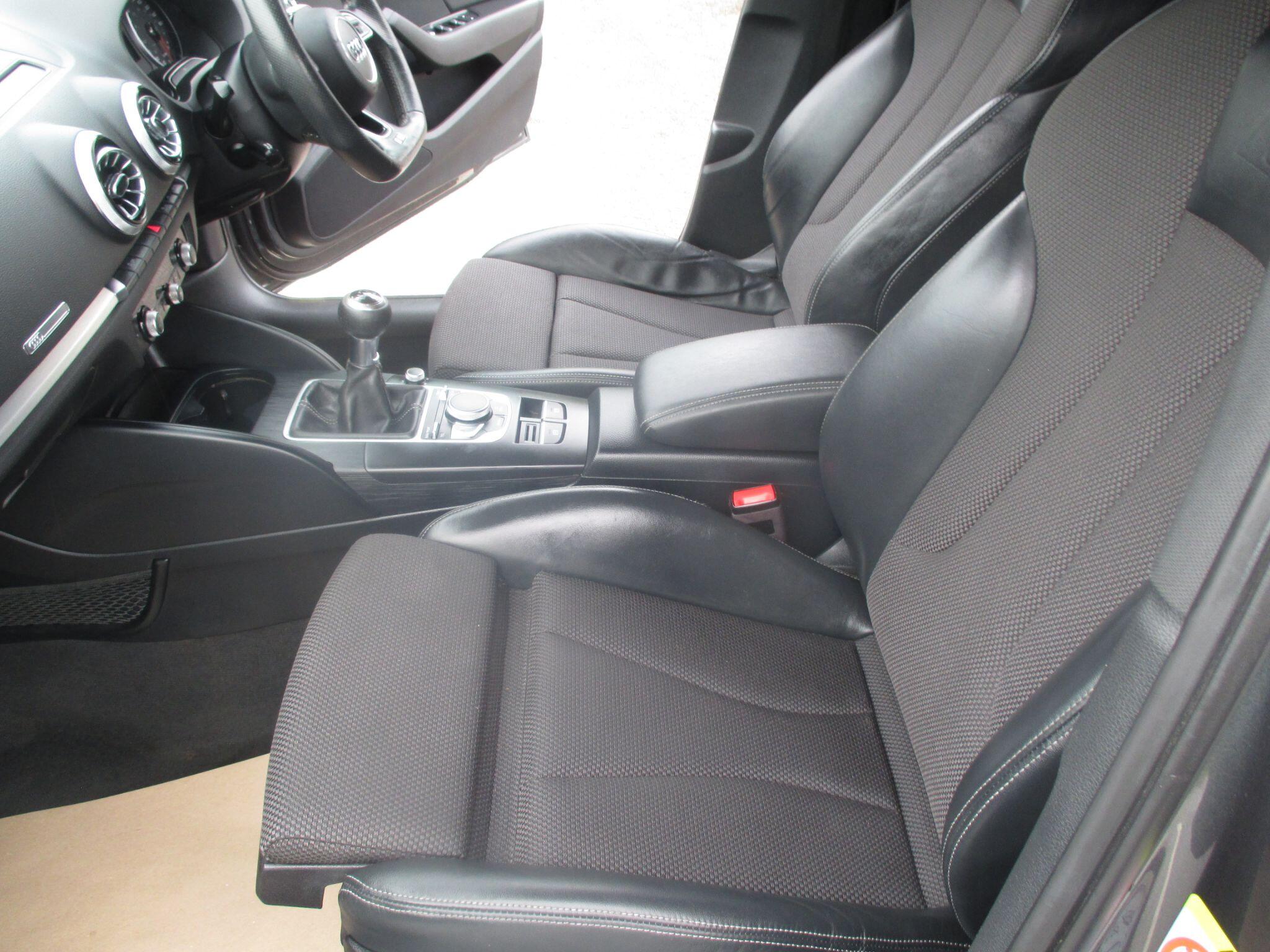 Audi A3 view 34