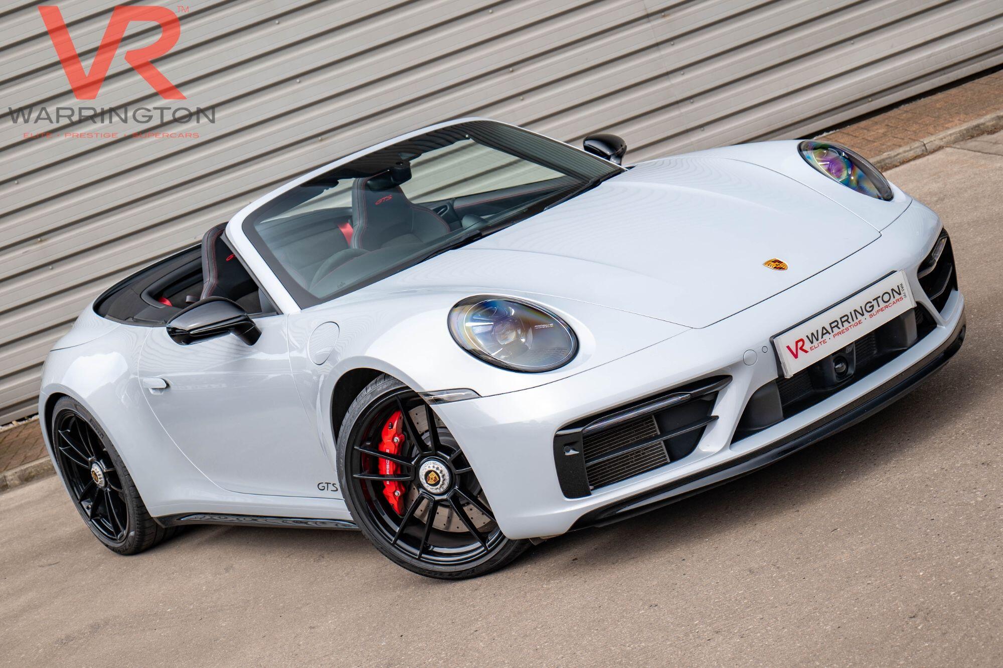 Porsche 911 view 39