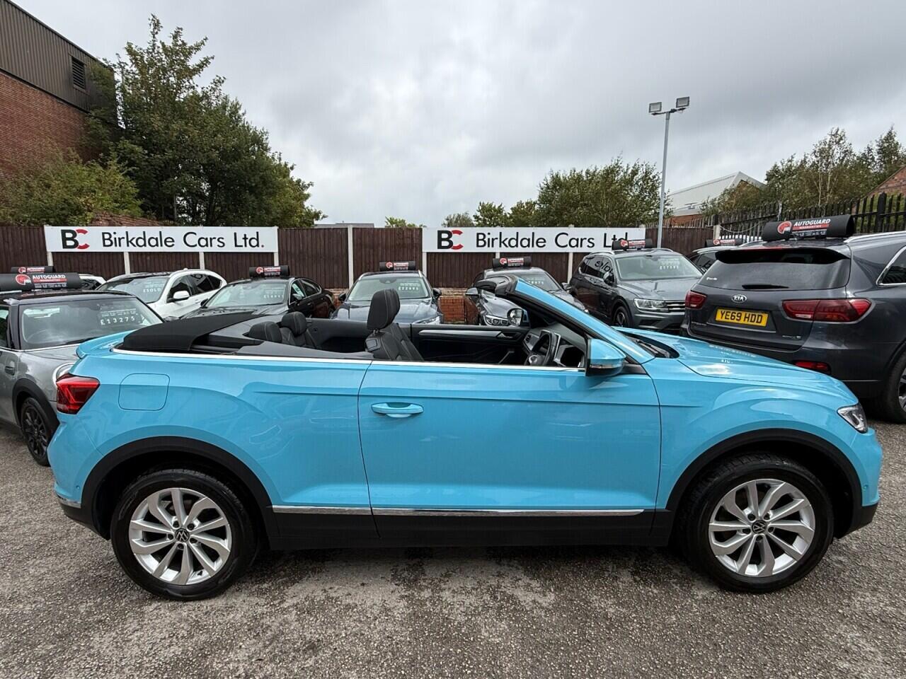 Volkswagen T-Roc view 36