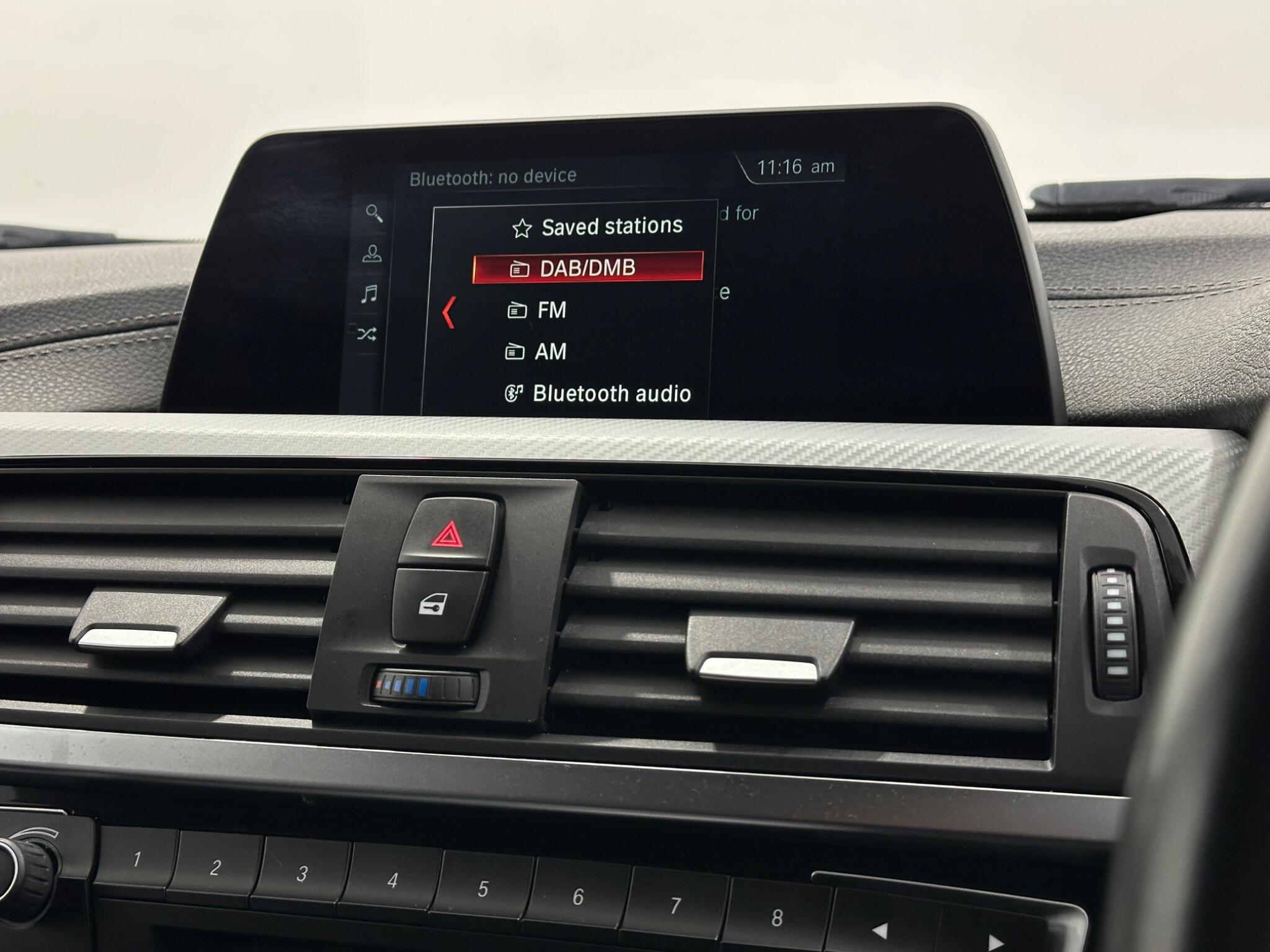 BMW 3 Series view 26