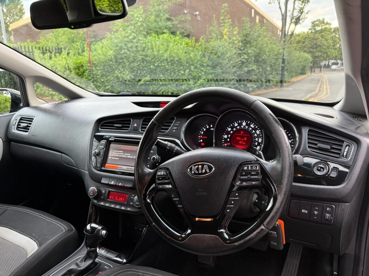 Kia Ceed view 13