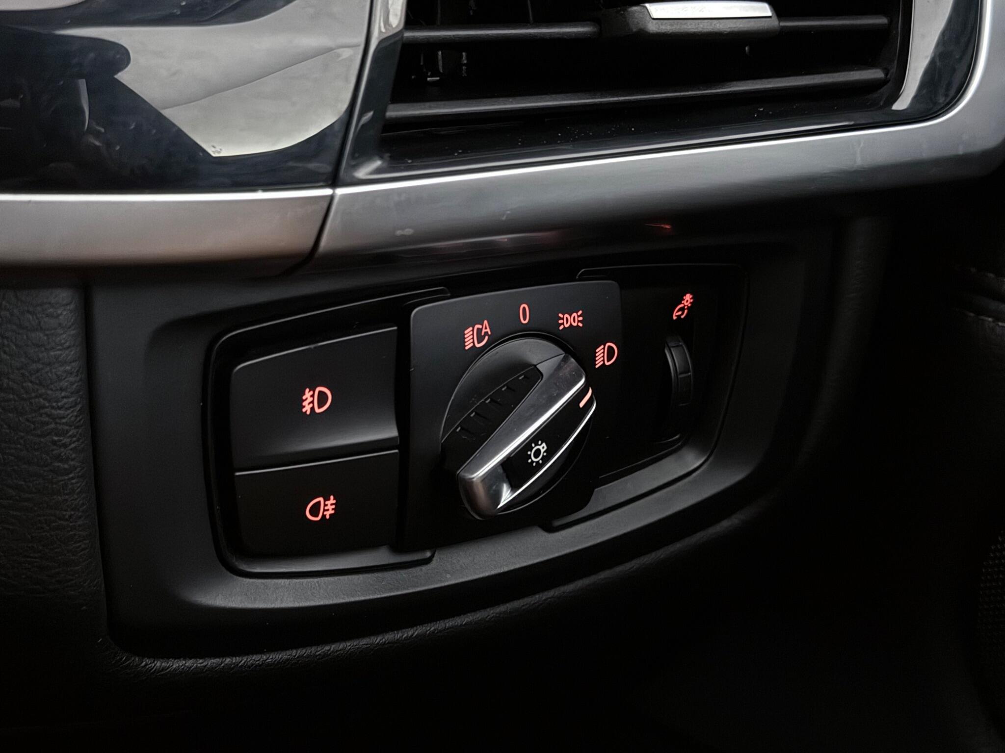 BMW X5 view 21