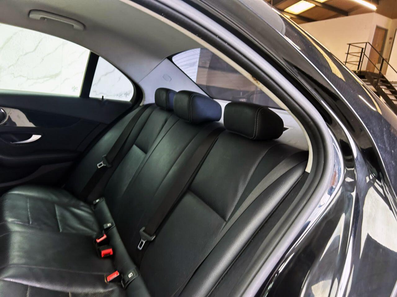 Mercedes-Benz C-Class view 20