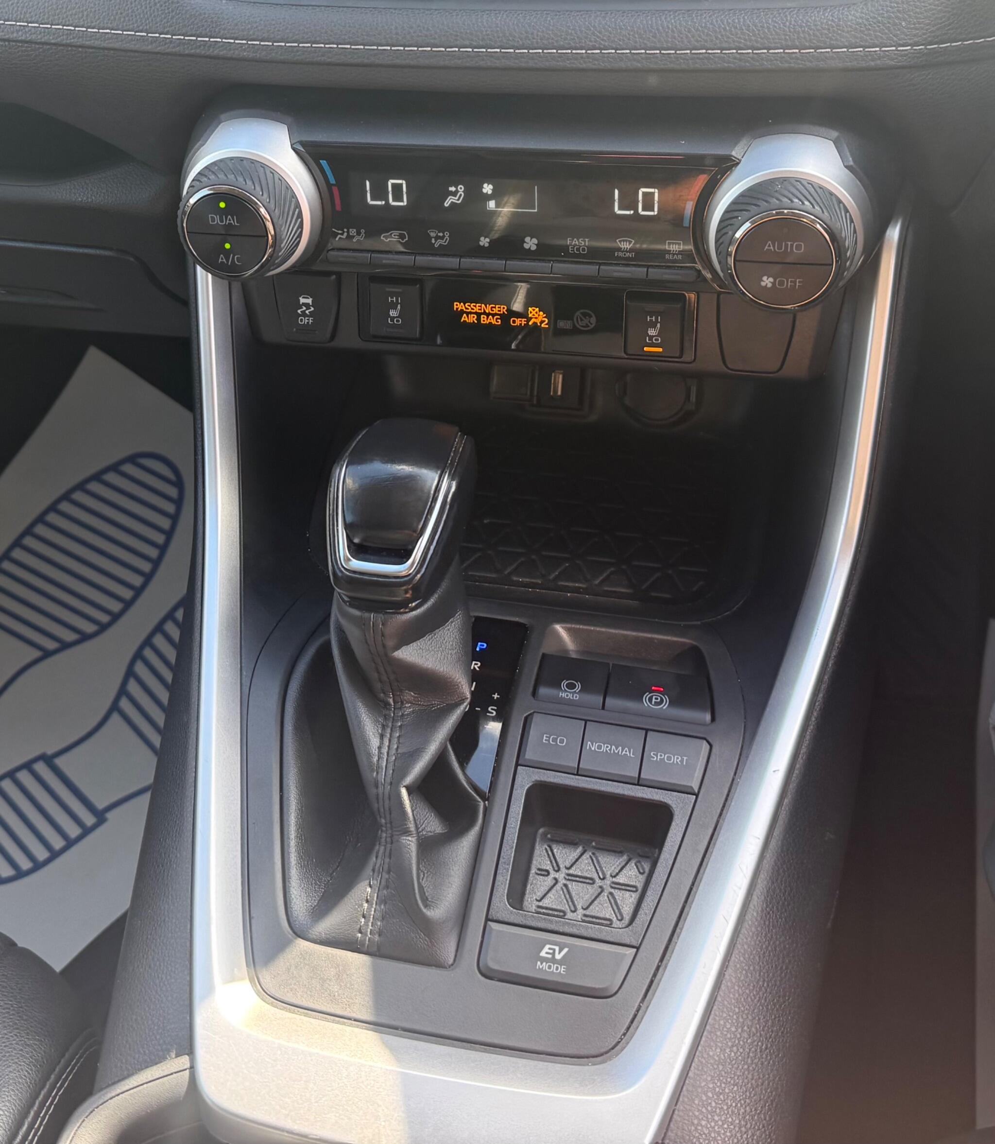 Toyota Rav4 view 22