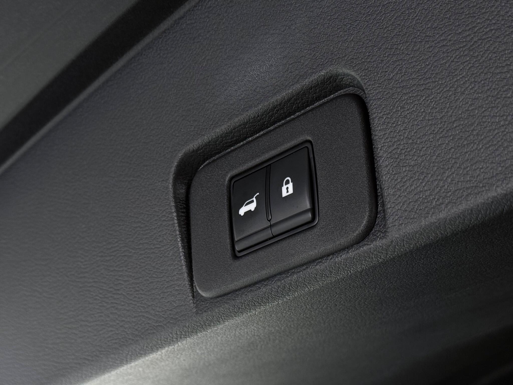 Nissan X-Trail view 10