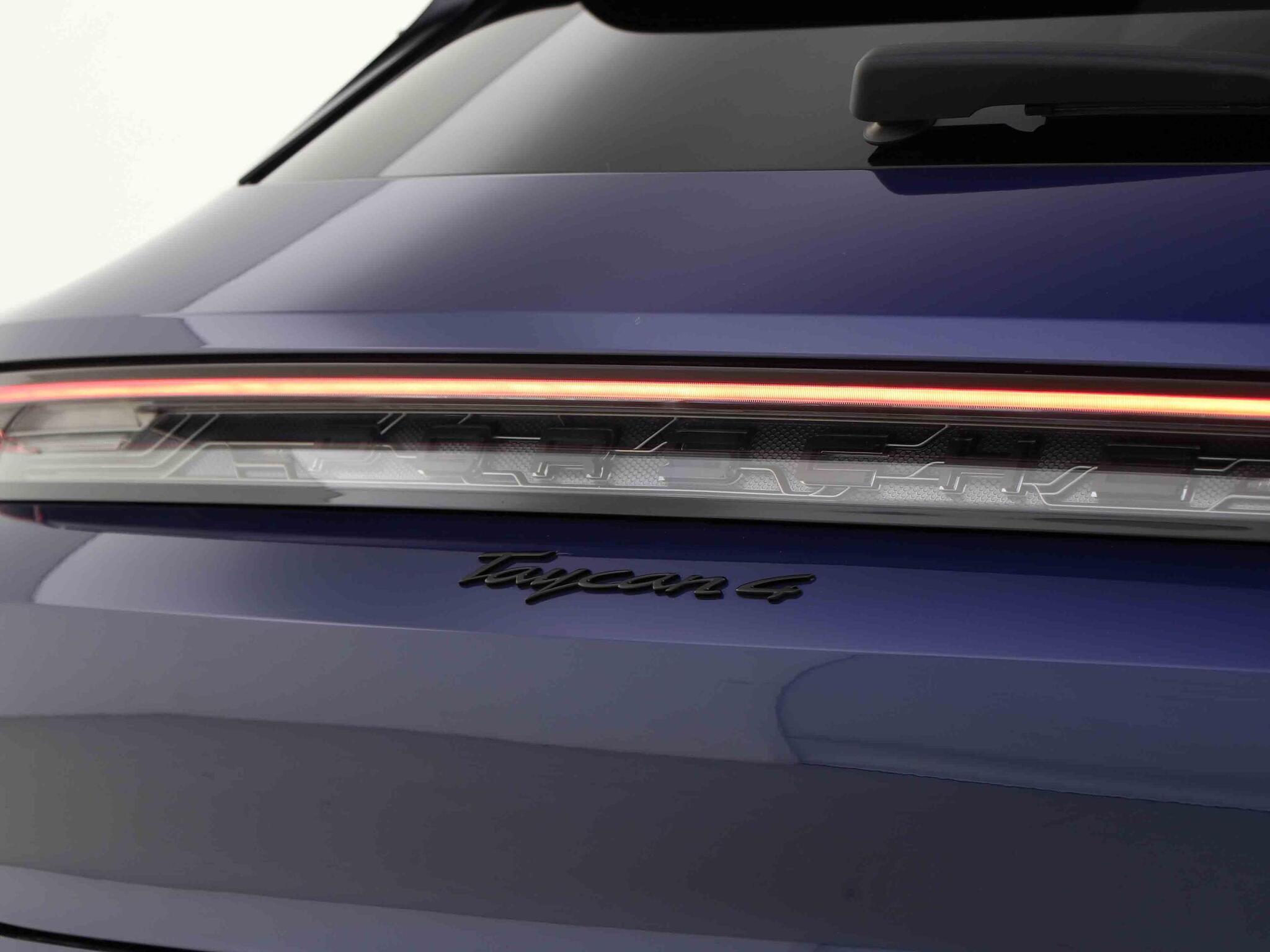 Porsche Taycan view 22