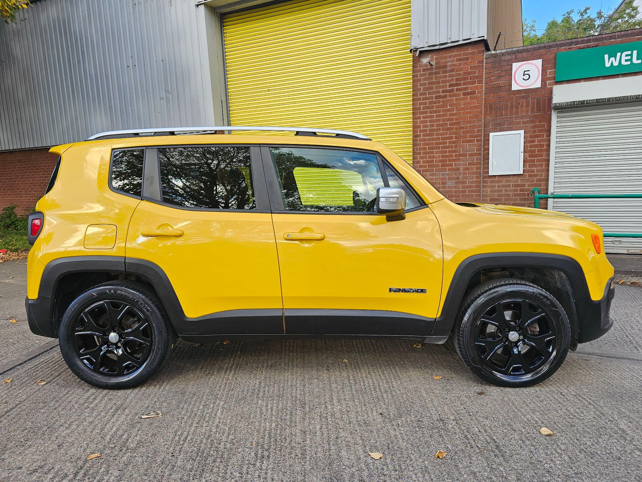 Jeep Renegade view 20