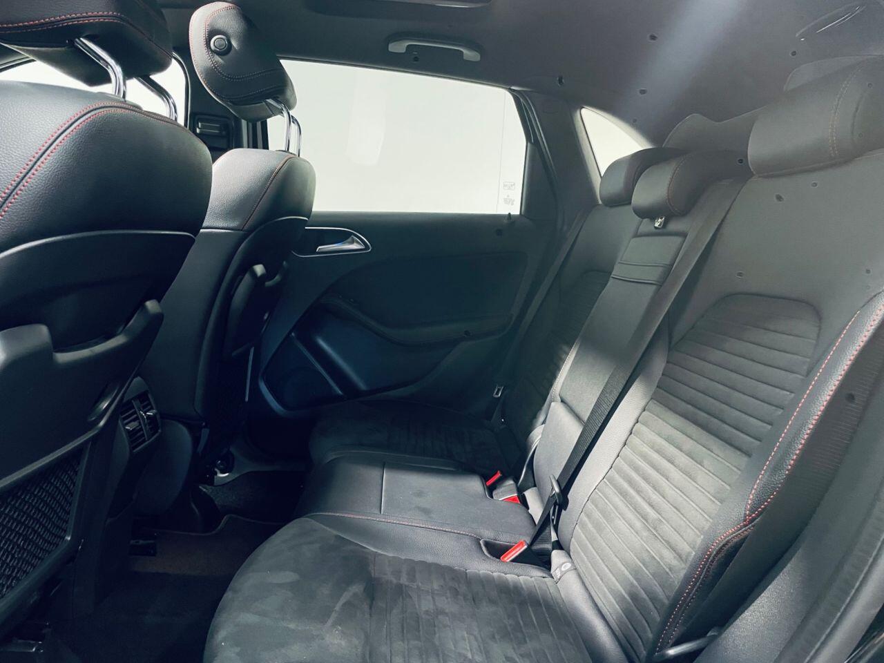 Mercedes-Benz B Class view 10