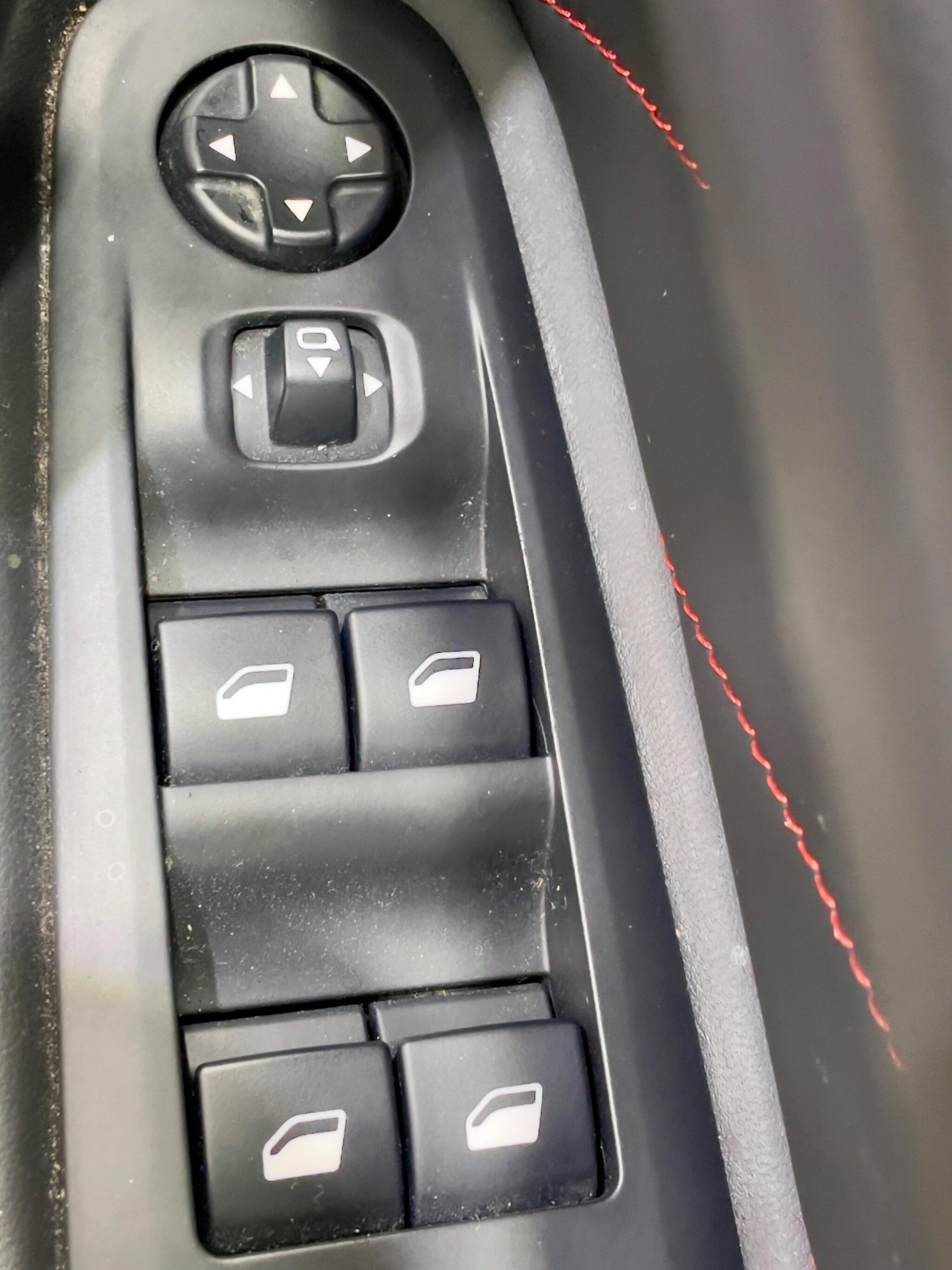 Peugeot 308 view 36