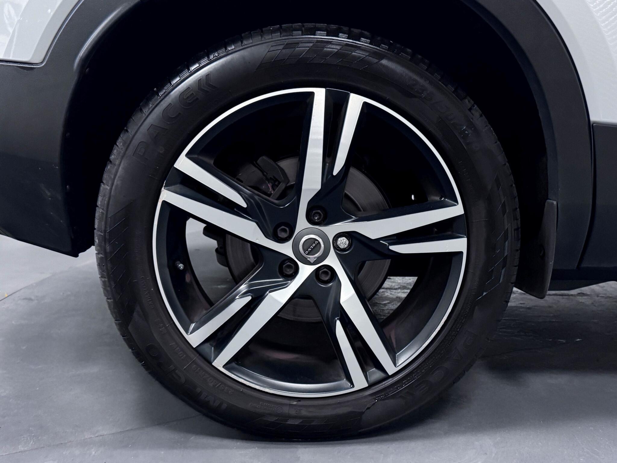 Volvo XC40 view 50
