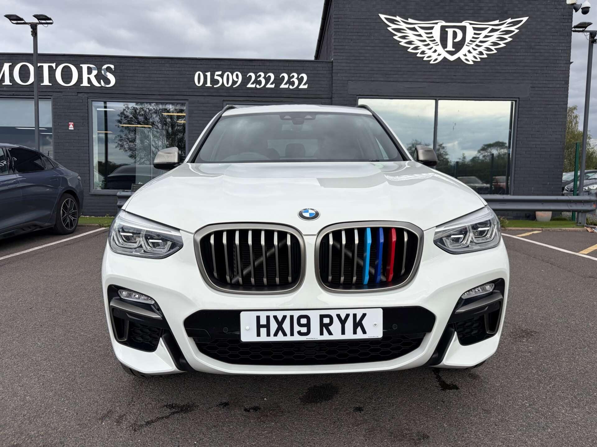 BMW X3 view 3