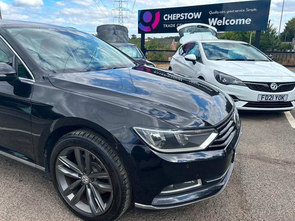 Volkswagen Passat view 7