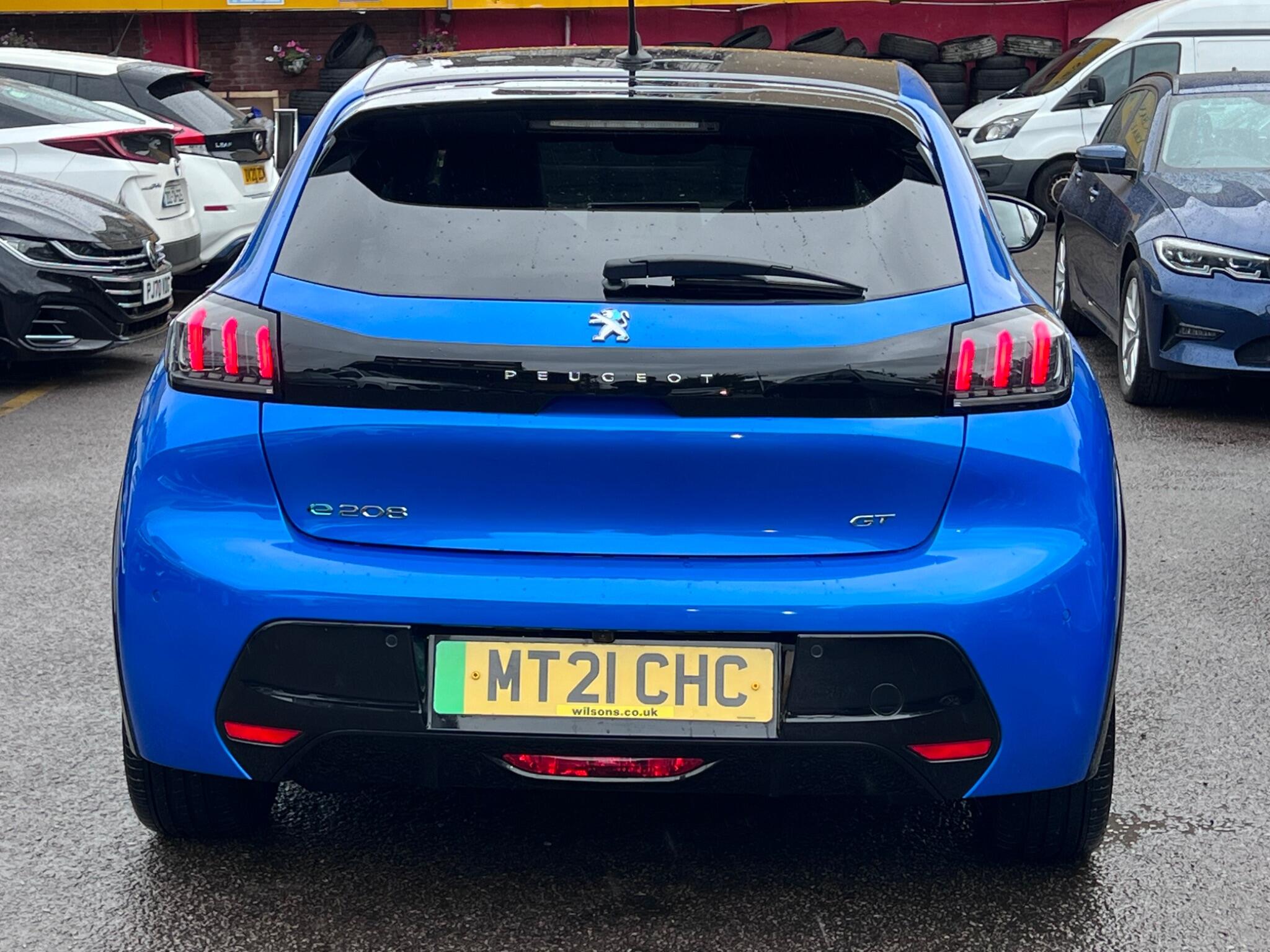 Peugeot E-208 view 12