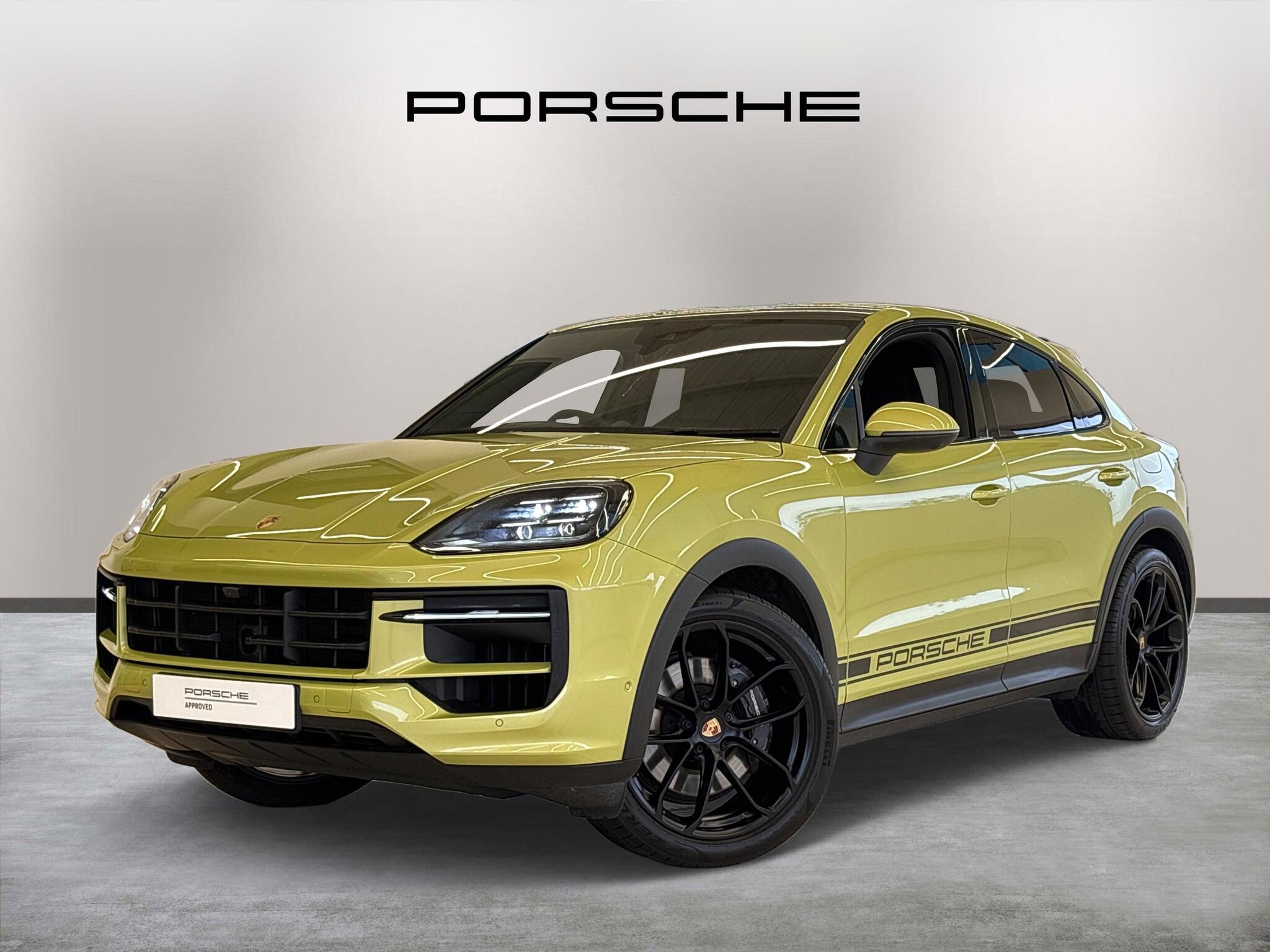 Porsche Cayenne view 3