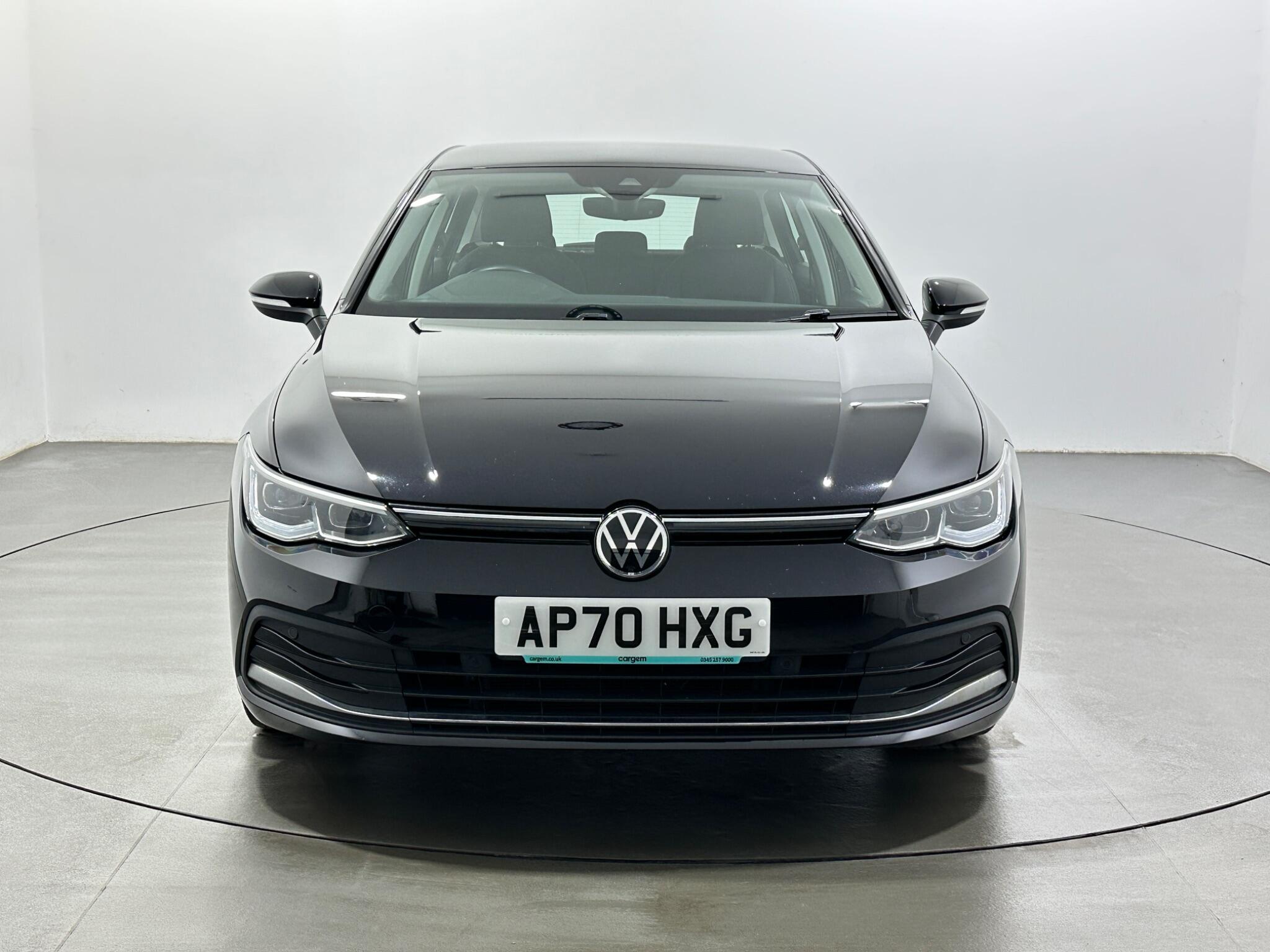 Volkswagen Golf view 3