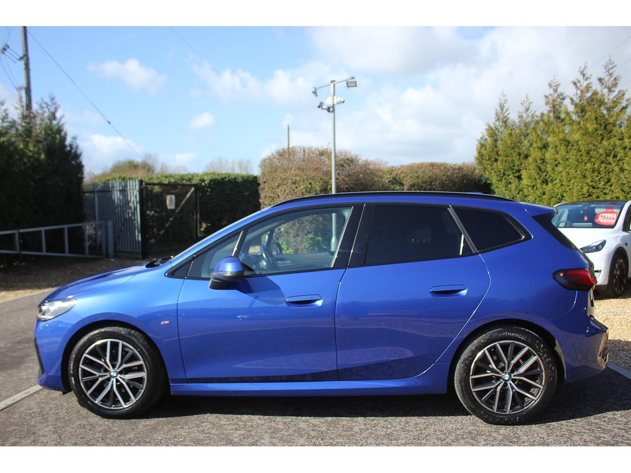 BMW 2 Series Active Tourer view 9