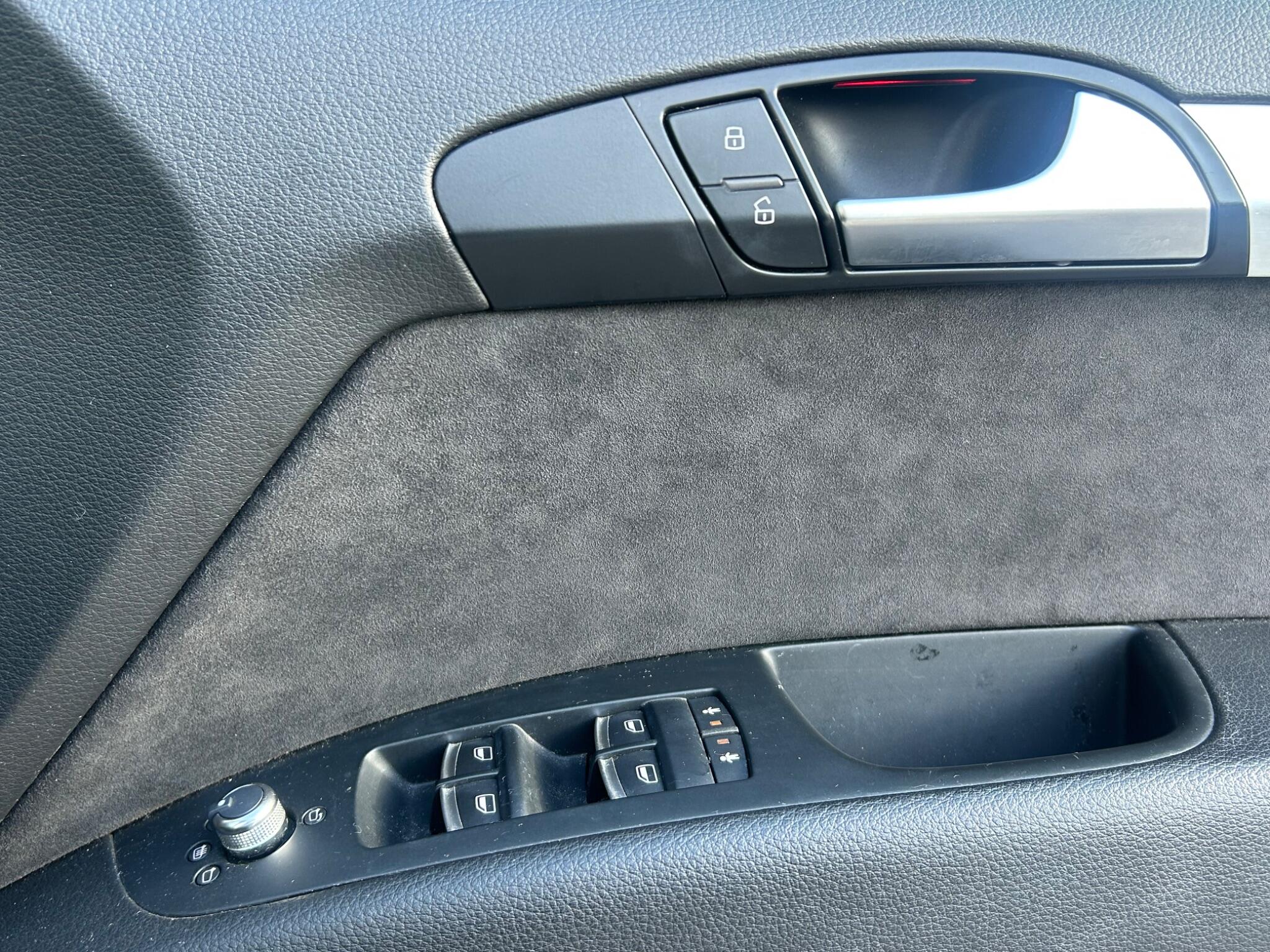 Audi Q7 view 37