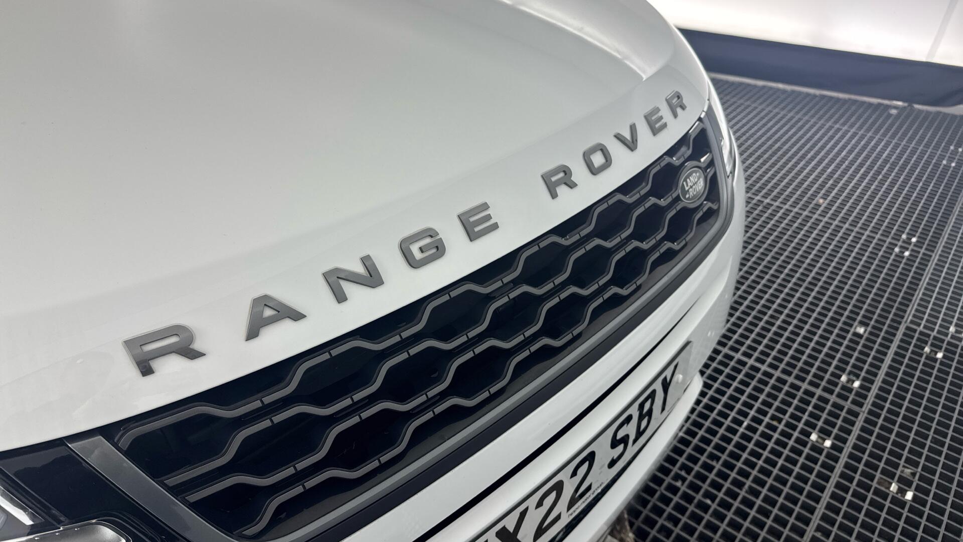 Land Rover Range Rover Evoque view 24