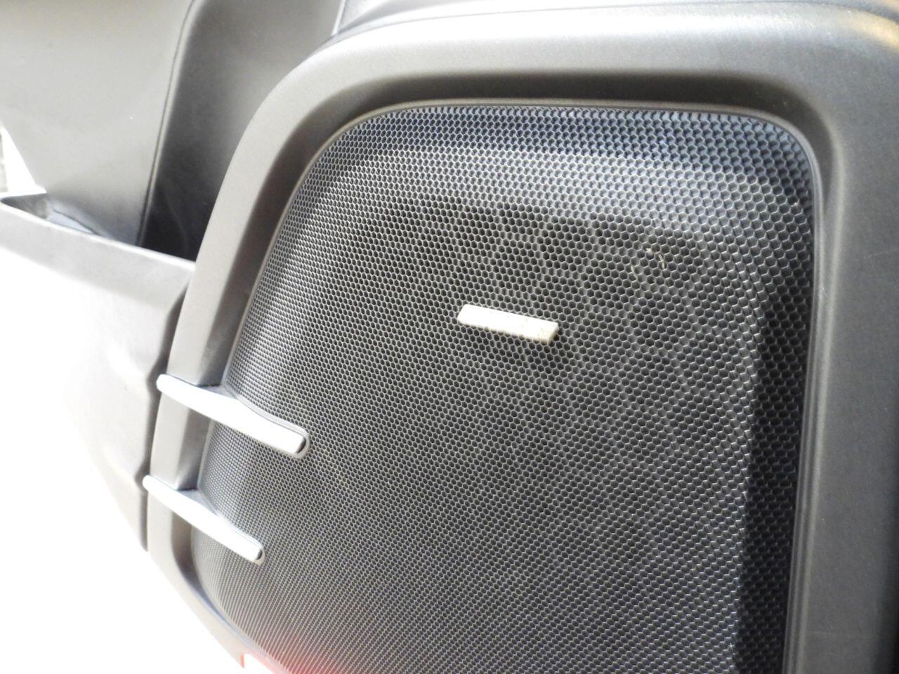 Porsche Cayenne view 24