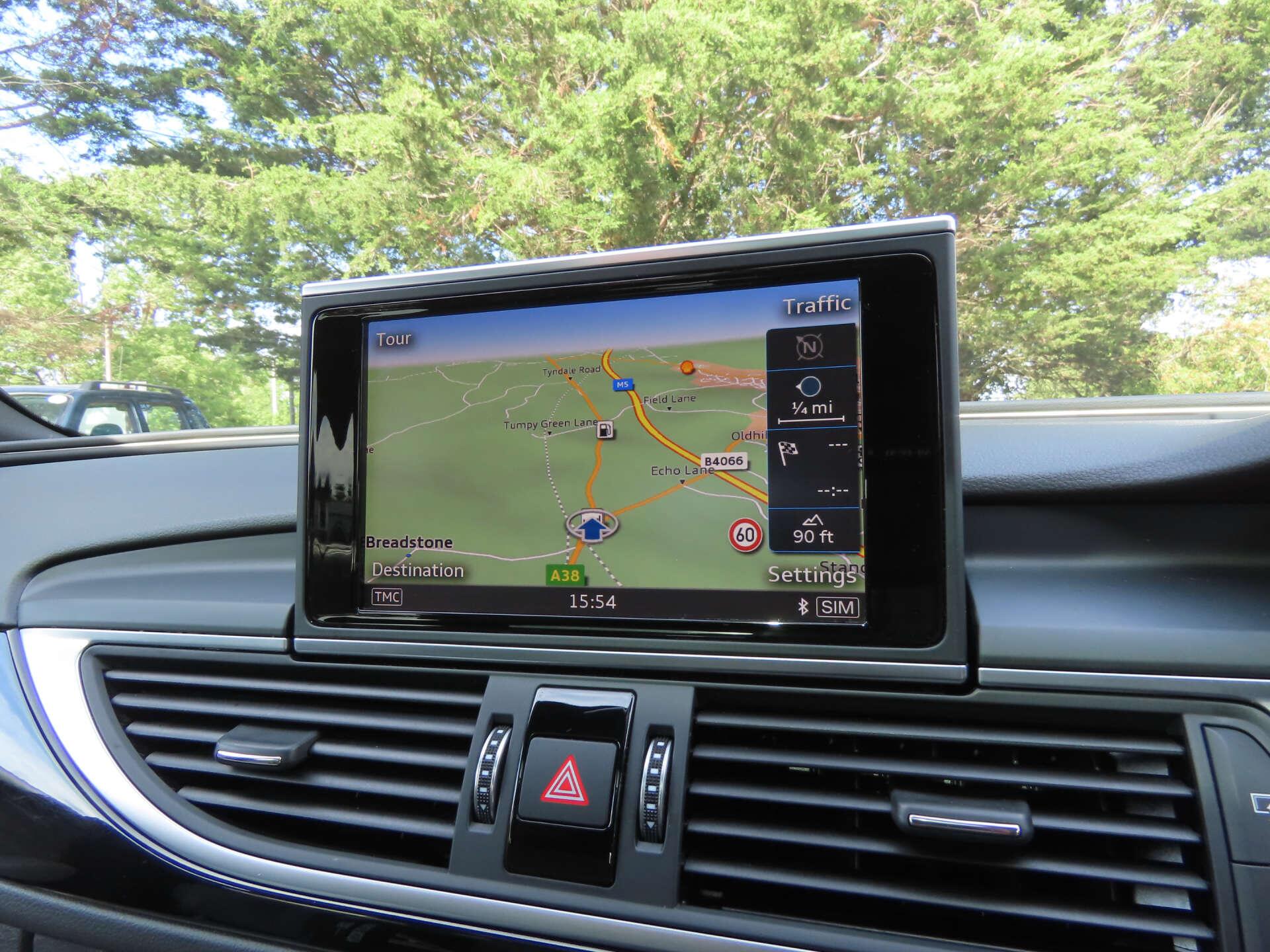 Audi A6 view 10