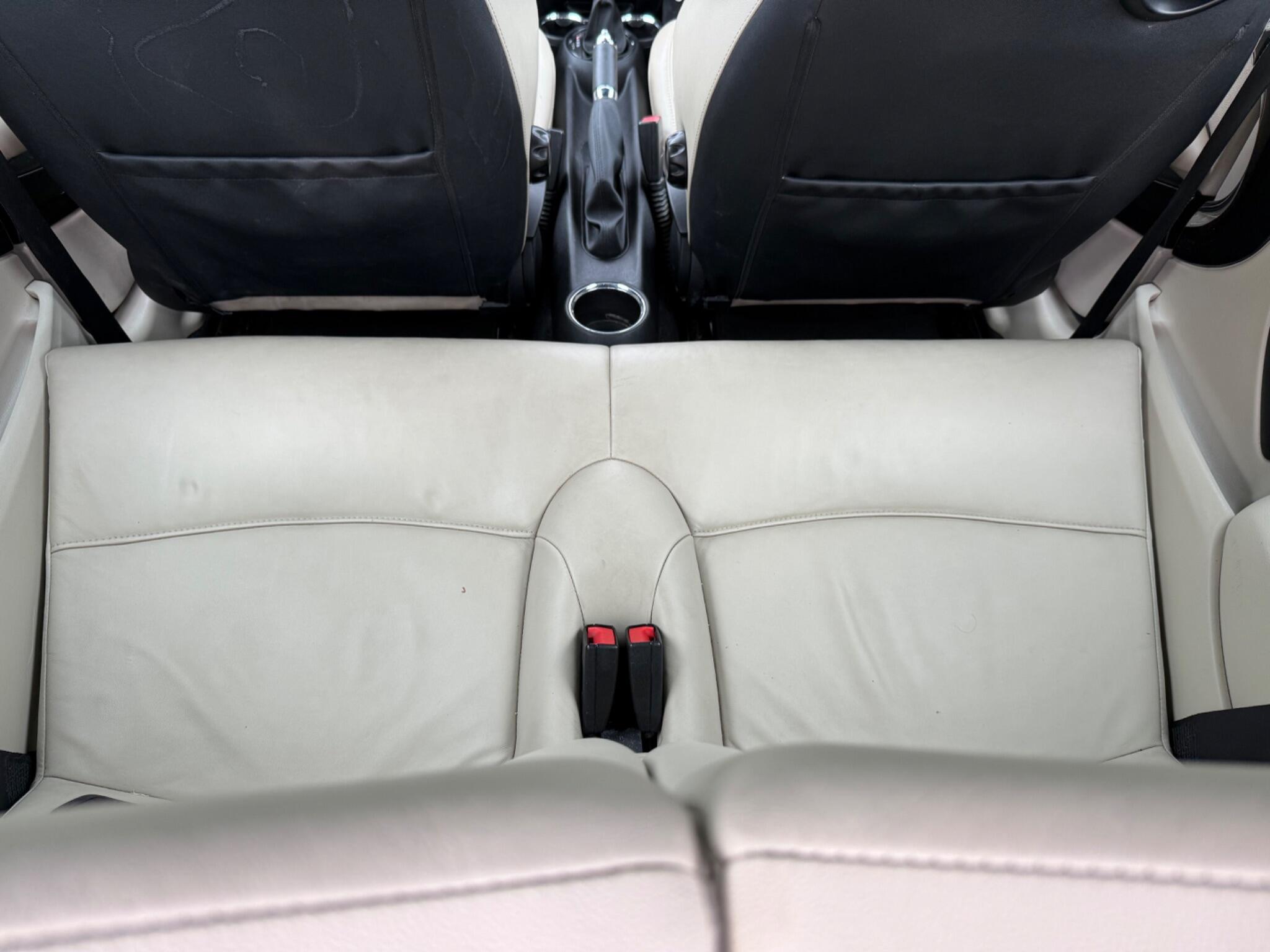 Mini Hatch view 21