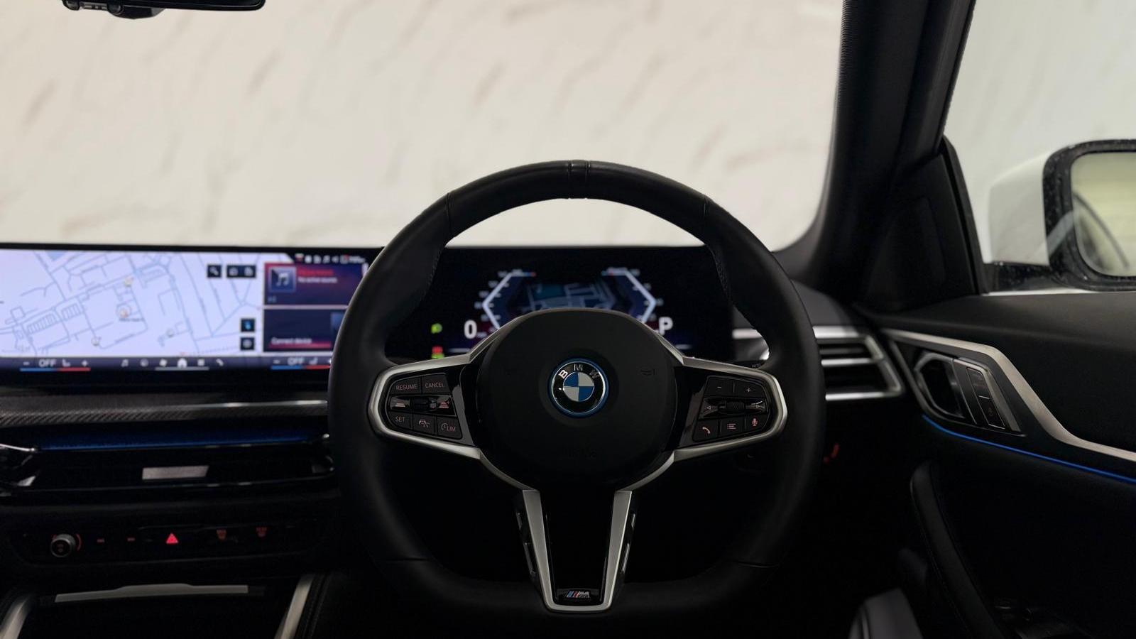 BMW I4 view 18
