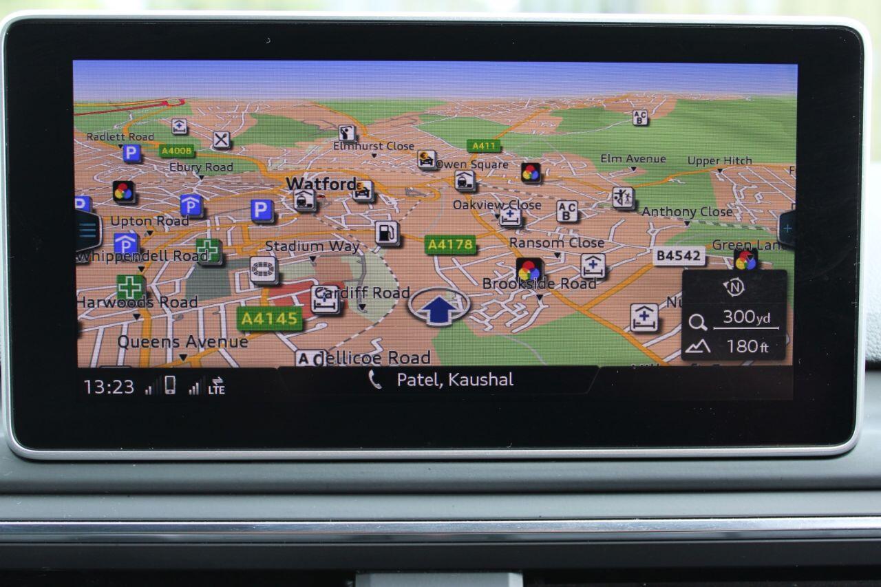 Audi A4 view 21