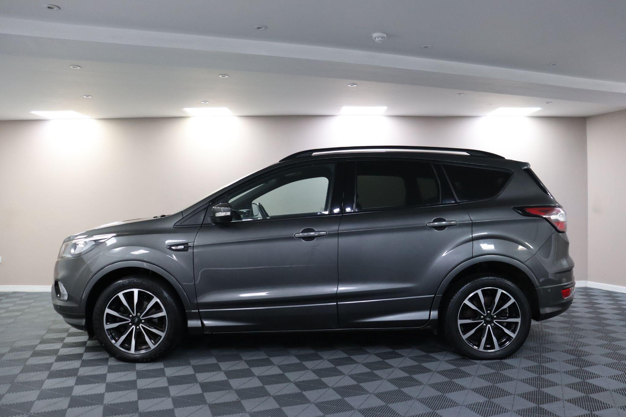 Ford Kuga view 18