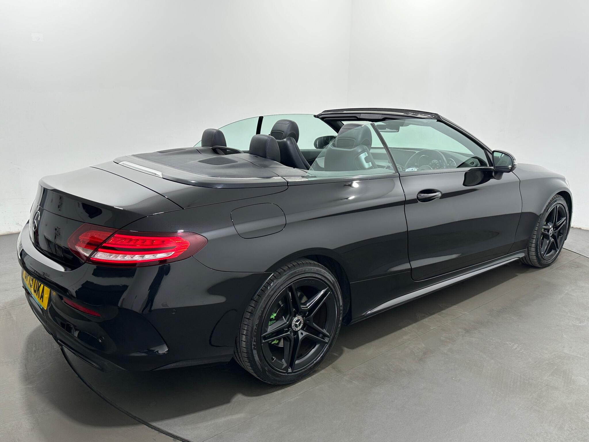 Mercedes-Benz C Class view 47