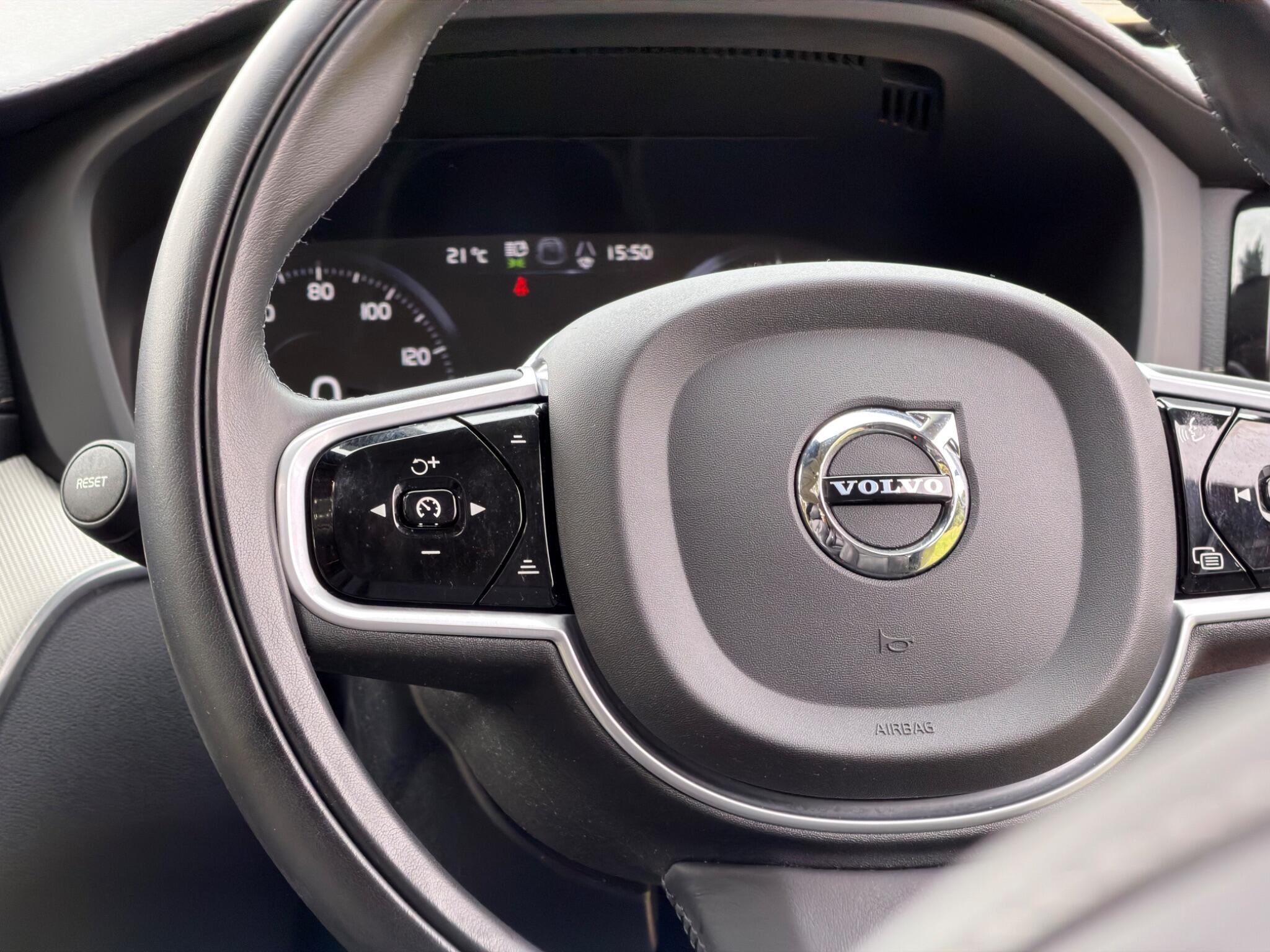 Volvo XC60 view 14