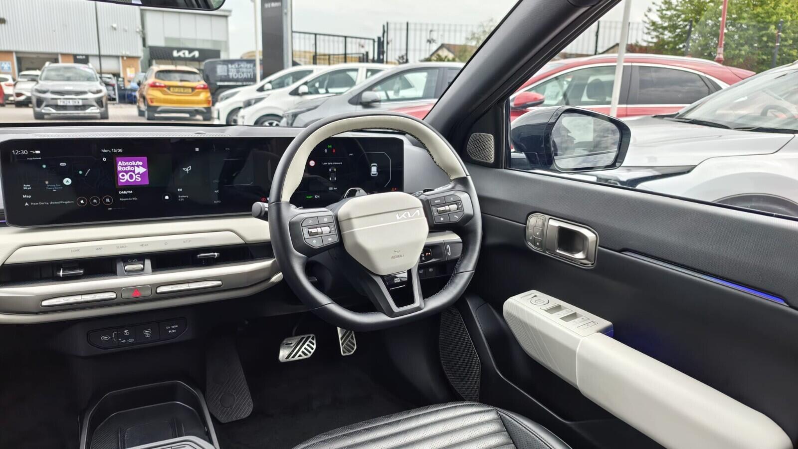 Kia Kia EV4 view 14