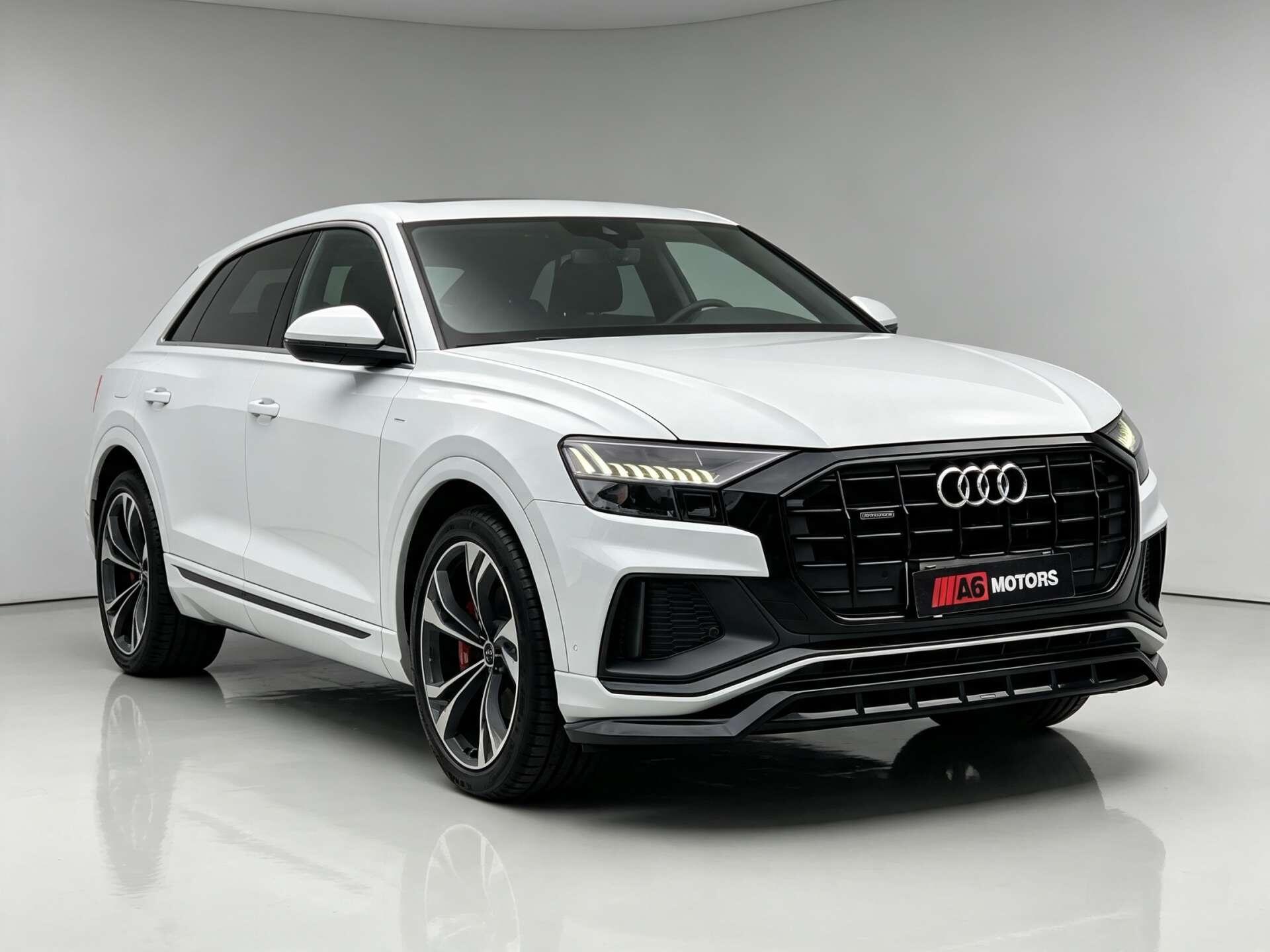 Audi Q8 view 48