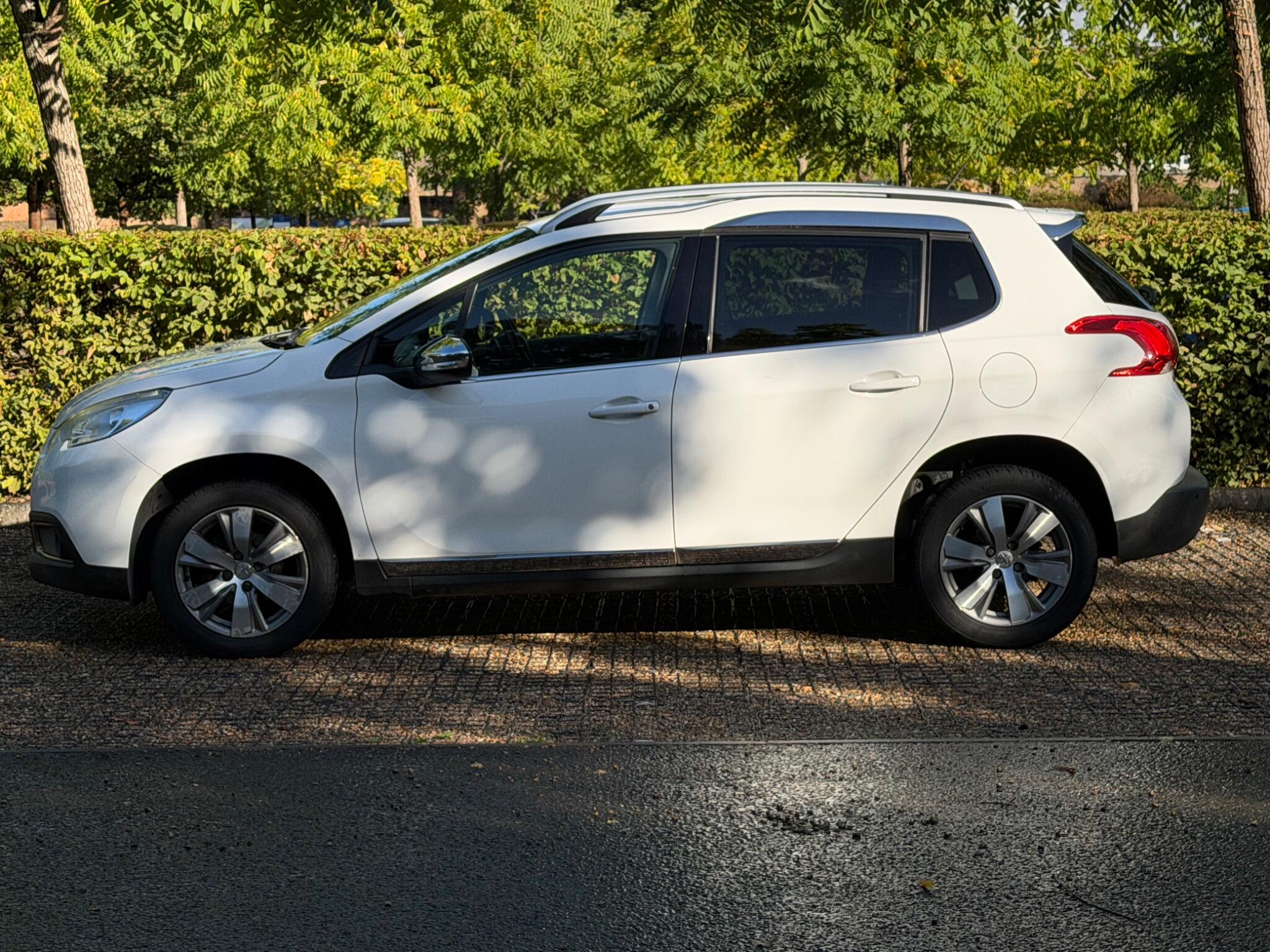 Peugeot 2008 view 25