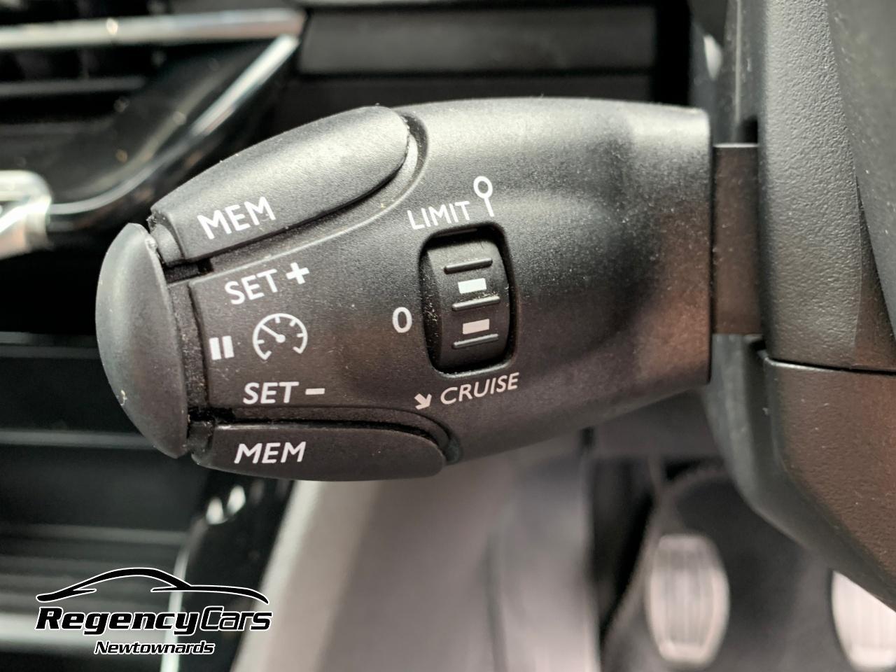 Peugeot 2008 view 19